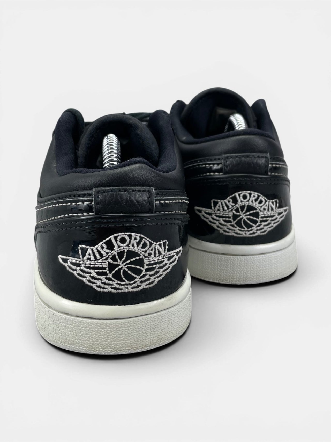 Nike Air Jordan 1 Low All-Star 2021 — buty sportowe damskie w bardzo dobrym stanie rozmiar 40, widok z tyłu