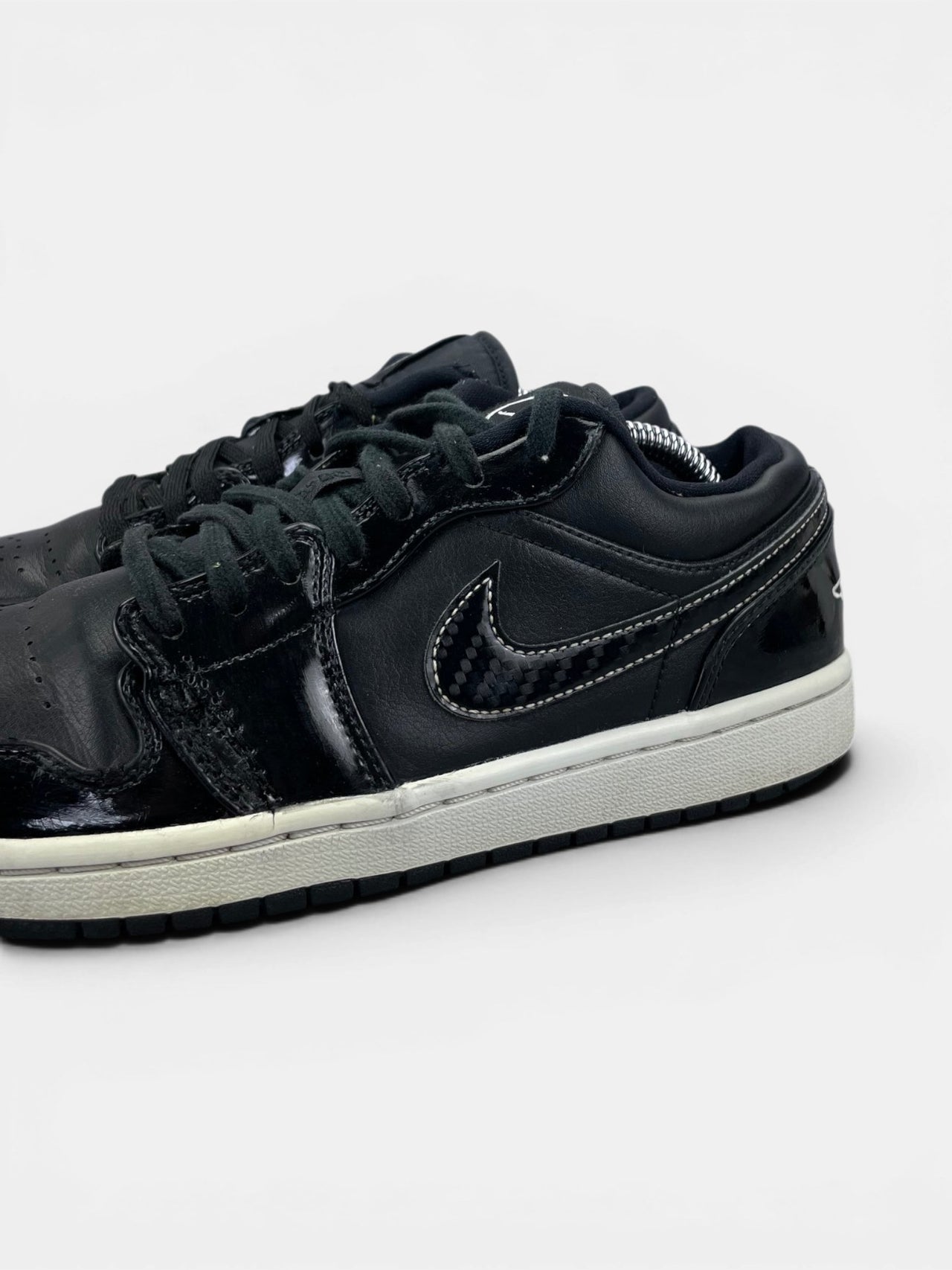 Nike Air Jordan 1 Low All-Star 2021 — buty sportowe damskie w bardzo dobrym stanie rozmiar 40, boczny profil, prawa strona