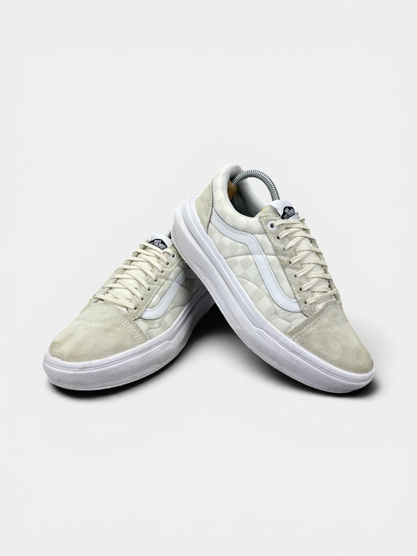 Vans Sneakers — buty sportowe damskie w bardzo dobrym stanie rozmiar 40, boczny profil