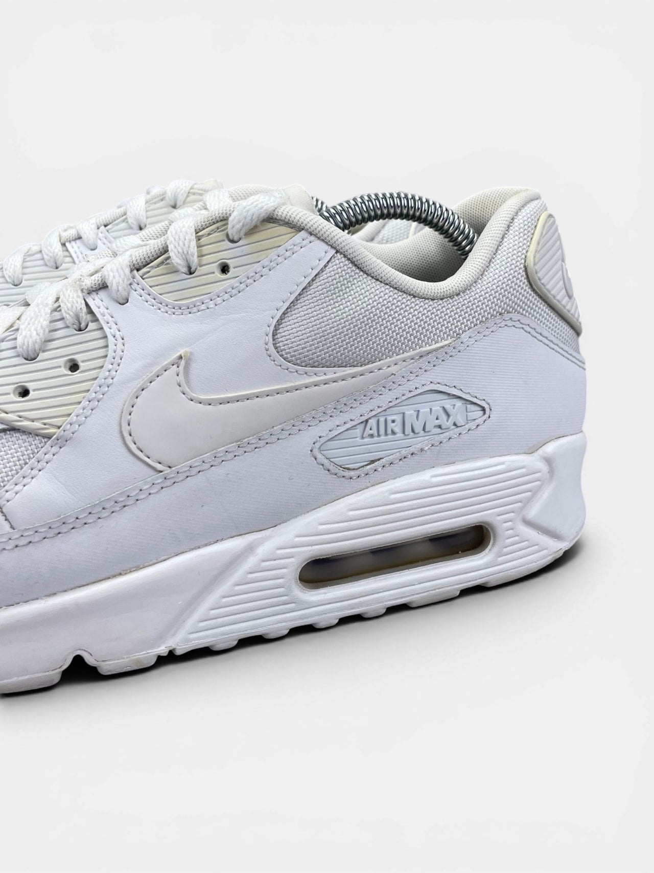 Nike Air Max 90 Triple White — buty sportowe męskie w bardzo dobrym stanie rozmiar 43, opcjonalne zdjęcie 1