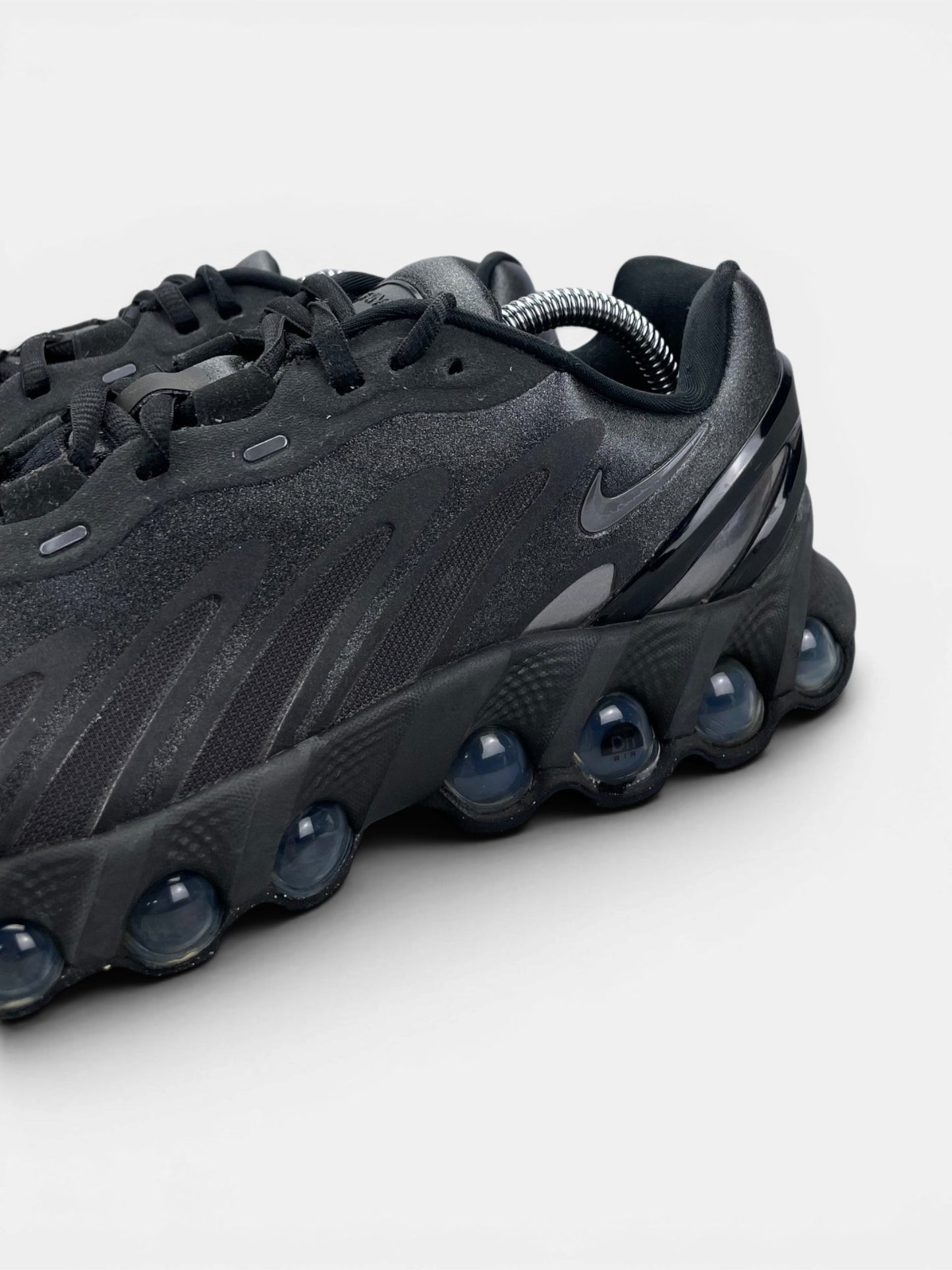 Nike Air Max DN8 — buty sportowe damskie w bardzo dobrym stanie rozmiar 39, opcjonalne zdjęcie 1