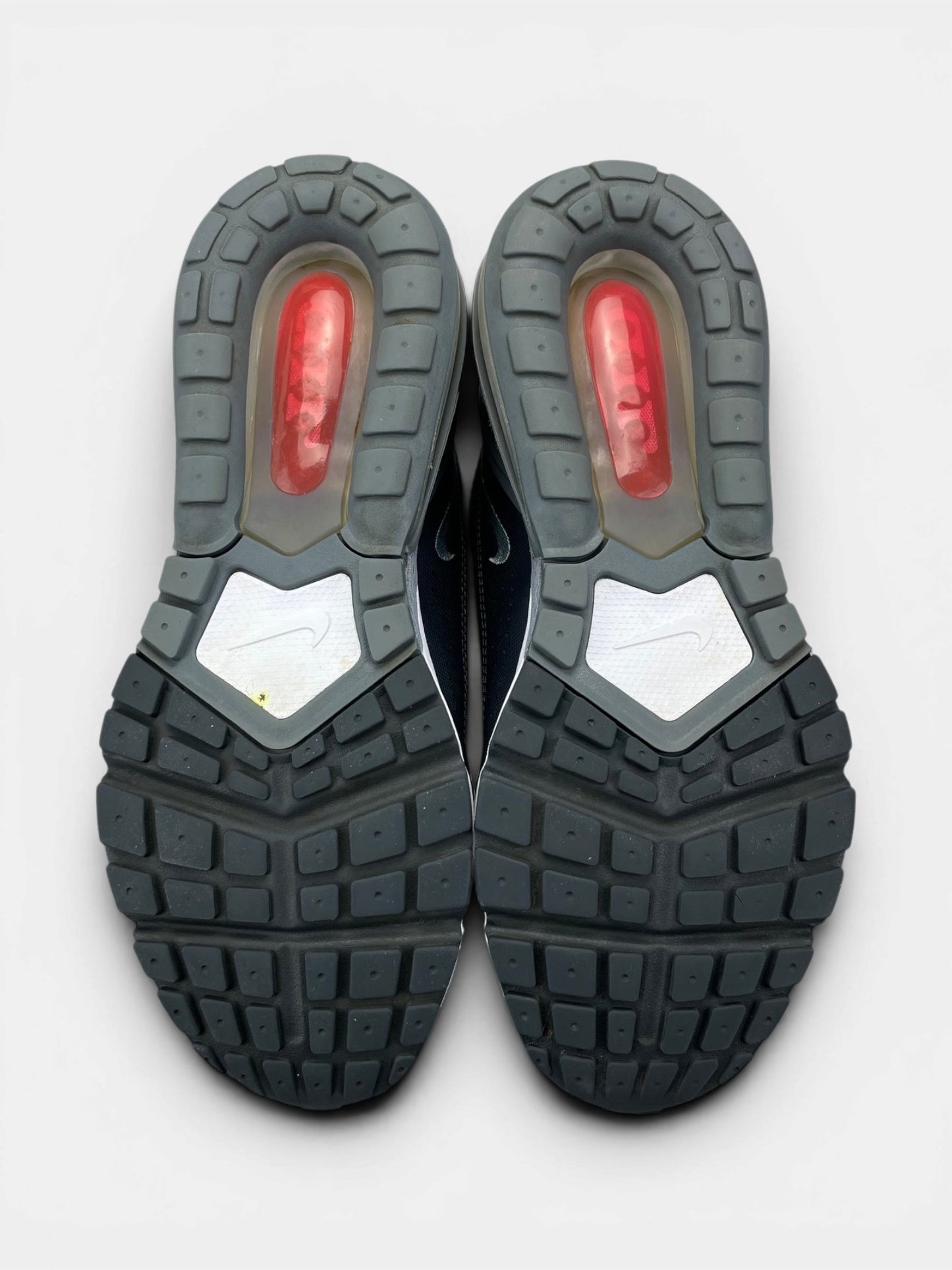 Nike Air Max Pulse Black Bright Crimson — buty sportowe męskie w bardzo dobrym stanie rozmiar 42, podeszwa