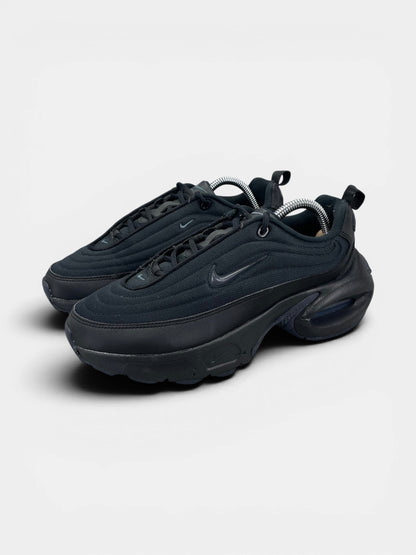 Nike Air Max Portal — buty sportowe damskie w bardzo dobrym stanie rozmiar 38, widok z boku