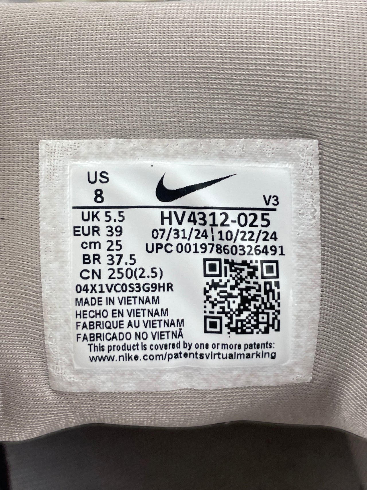 Nike P-6000 "Photon Dust / Light Khaki / Phantom / White" Photon Dust — buty sportowe damskie w bardzo dobrym stanie rozmiar 39, opcjonalne zdjęcie 2