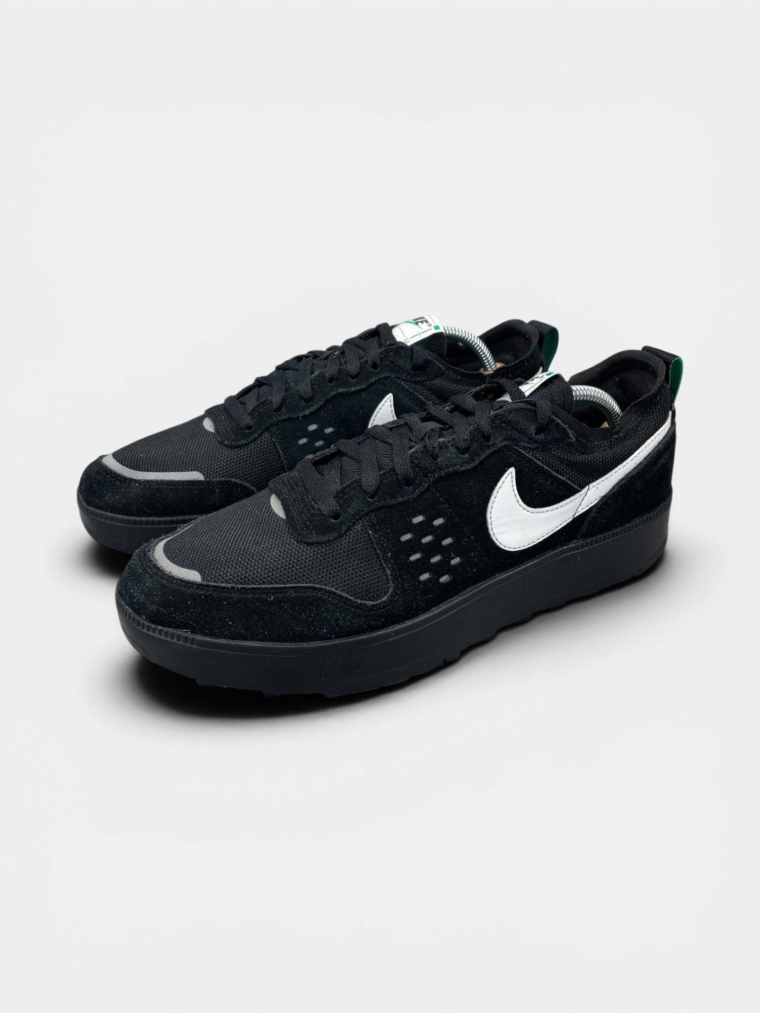 Nike C1TY — buty sportowe męskie w bardzo dobrym stanie rozmiar 43, widok z boku