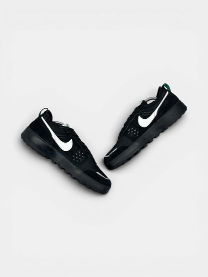 Nike C1TY — buty sportowe męskie w bardzo dobrym stanie rozmiar 43, zewnętrzny panel prawego buta