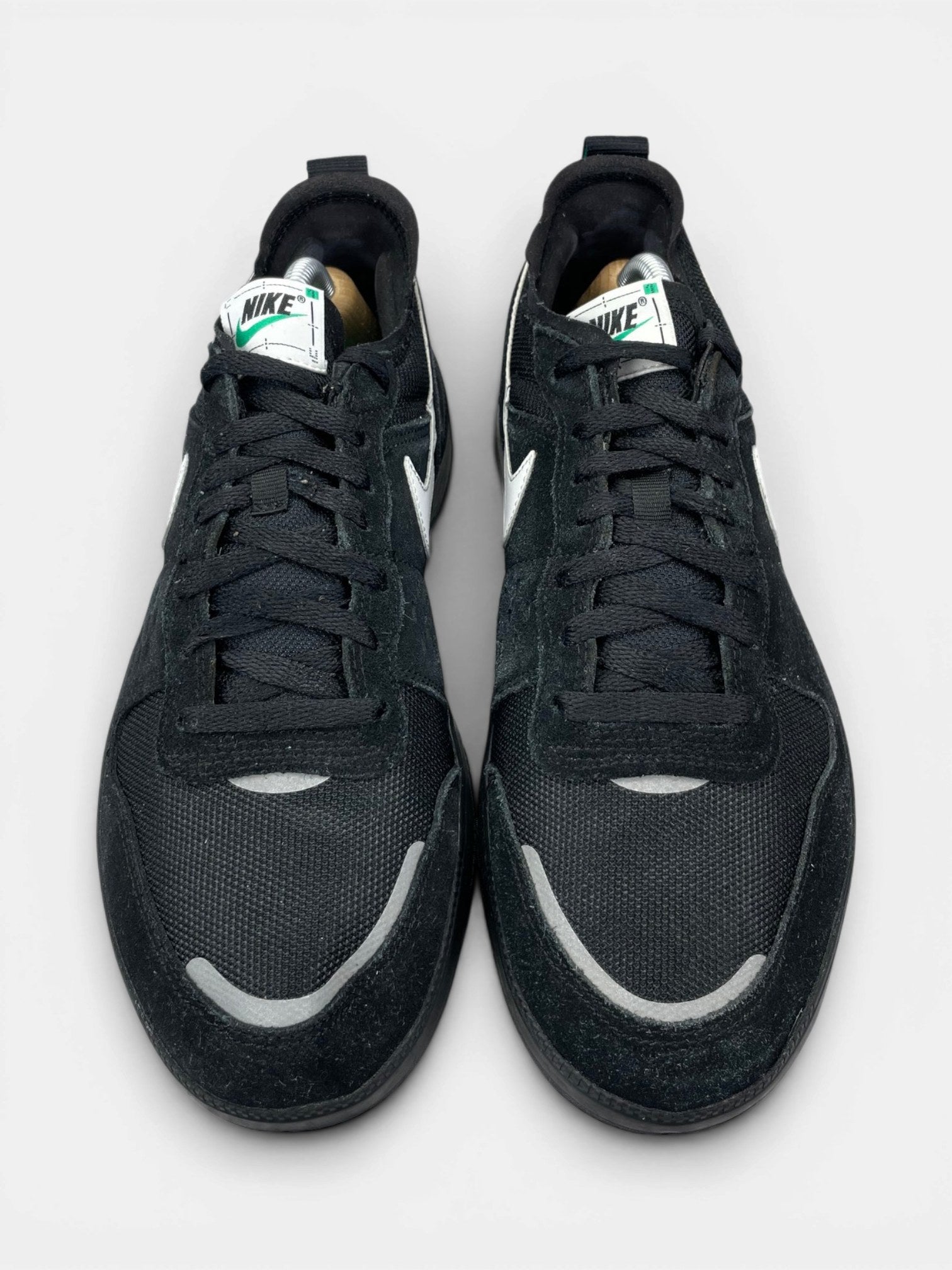 Nike C1TY — buty sportowe męskie w bardzo dobrym stanie rozmiar 43, widok z góry