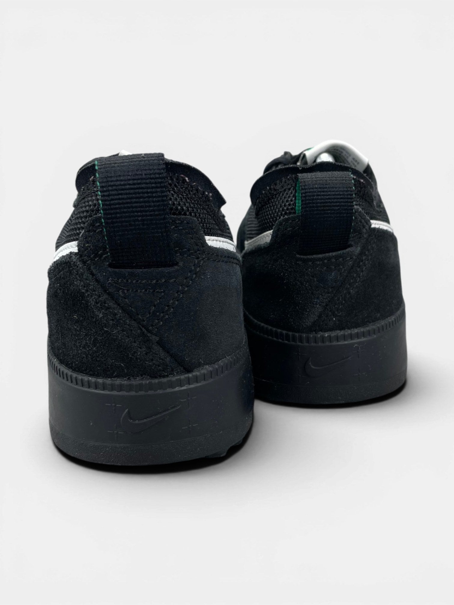 Nike C1TY — buty sportowe męskie w bardzo dobrym stanie rozmiar 43, widok z tyłu