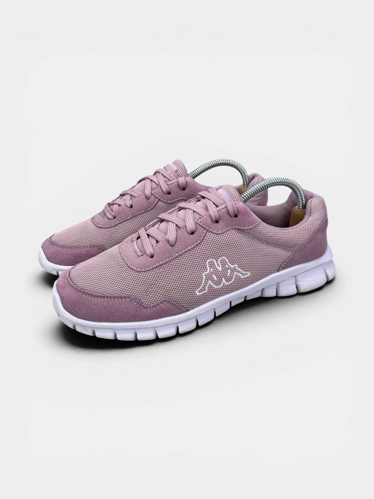 Kappa Sneakers — buty sportowe damskie w bardzo dobrym stanie rozmiar 40, widok z boku
