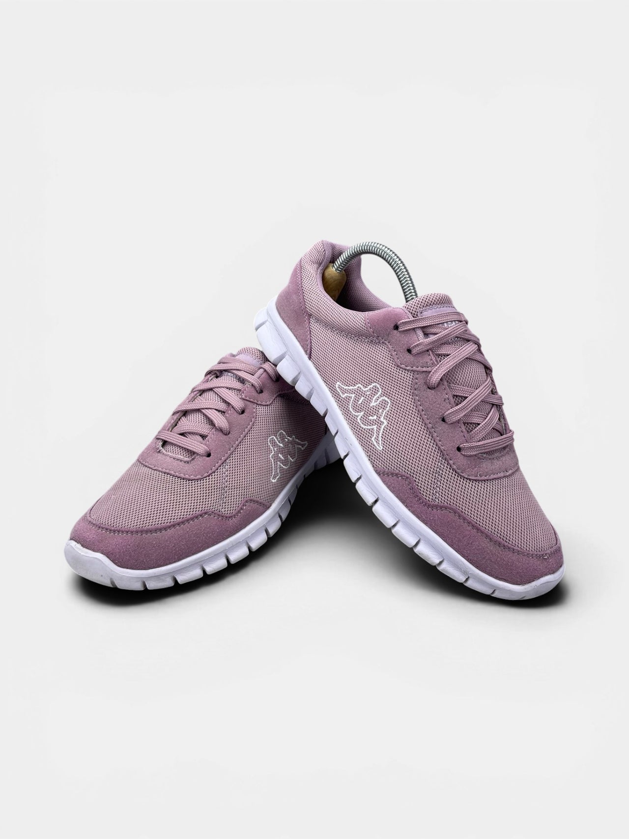 Kappa Sneakers — buty sportowe damskie w bardzo dobrym stanie rozmiar 40, boczny profil