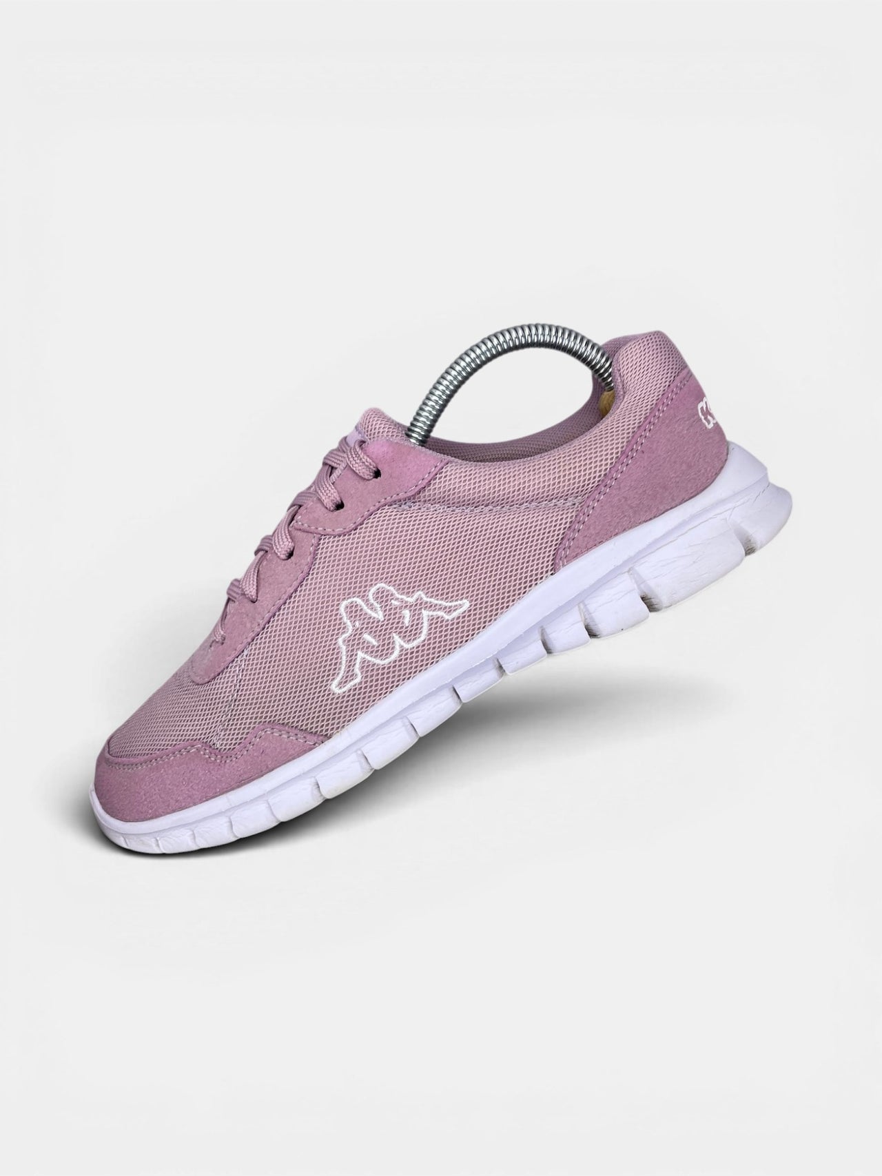 Kappa Sneakers — buty sportowe damskie w bardzo dobrym stanie rozmiar 40, widok z góry na wewnętrzną stronę butów