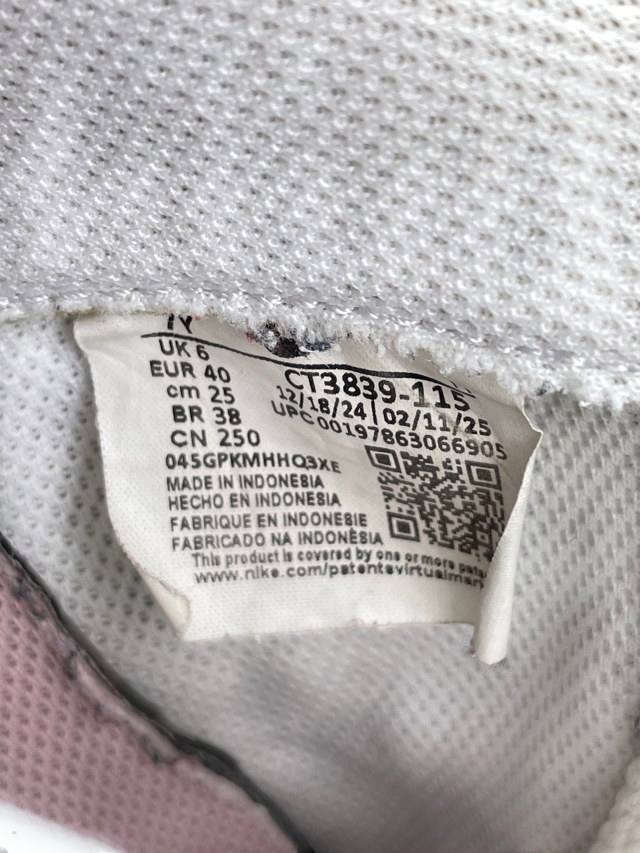 Nike Air Force 1 Low White/Medium Soft Pink — buty sportowe damskie w bardzo dobrym stanie rozmiar 40, opcjonalne zdjęcie 2