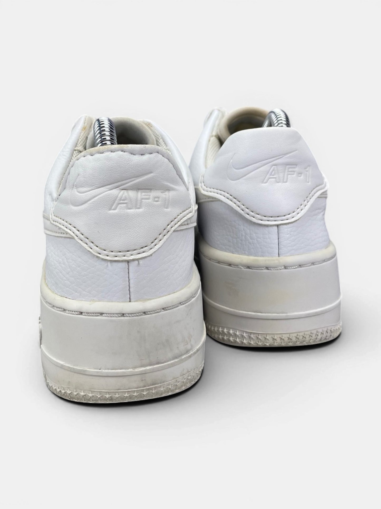 Nike Air Force 1 Sage Low Triple White — buty sportowe damskie w bardzo dobrym stanie rozmiar 38, widok z tyłu
