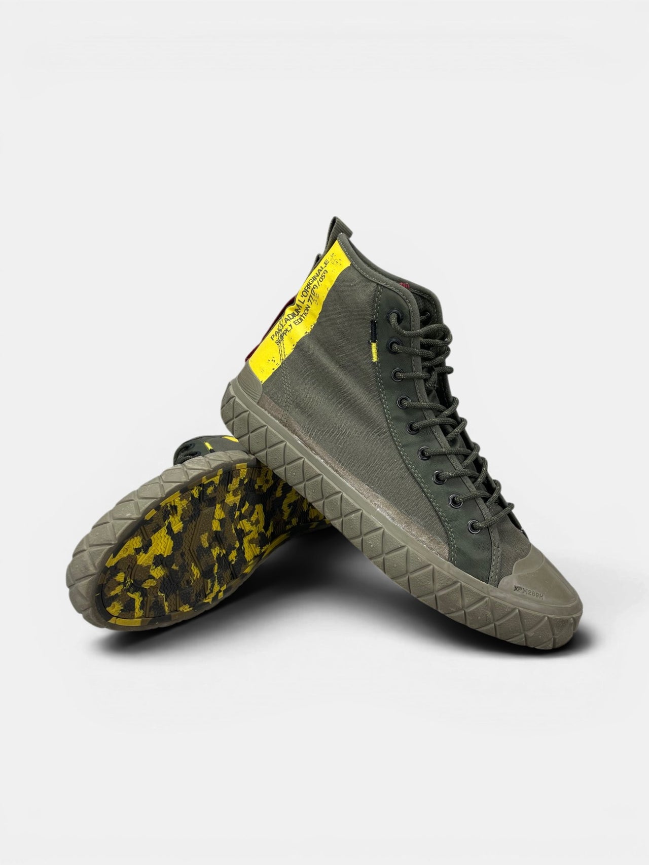 Palladium Palla Ace Supply Mid — buty sportowe męskie w bardzo dobrym stanie rozmiar 44, boczny profil