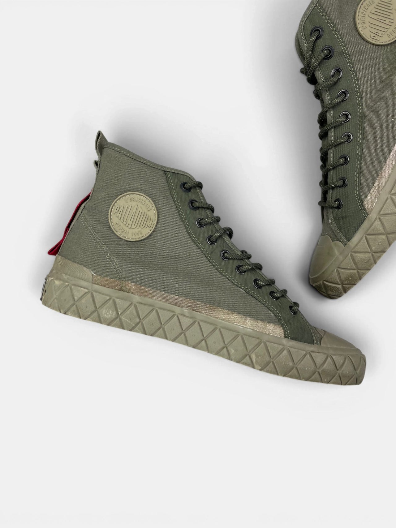 Palladium Palla Ace Supply Mid — buty sportowe męskie w bardzo dobrym stanie rozmiar 44, wewnętrzny panel lewego buta