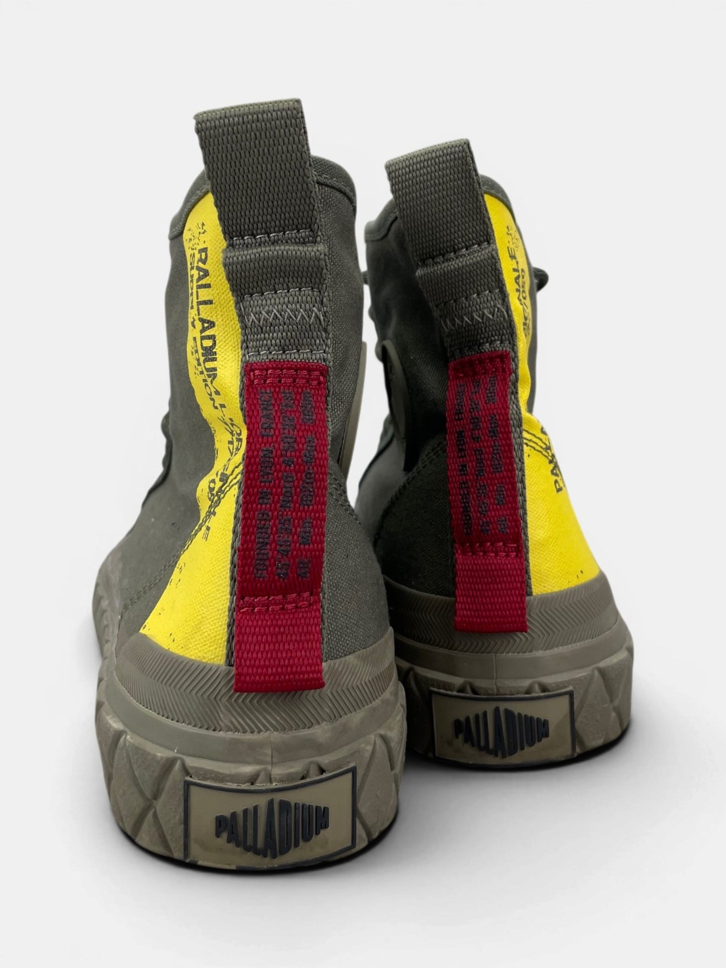 Palladium Palla Ace Supply Mid — buty sportowe męskie w bardzo dobrym stanie rozmiar 44, widok z tyłu