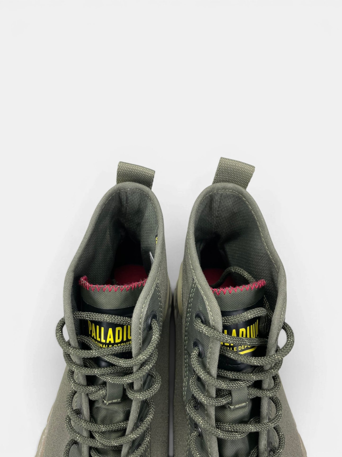 Palladium Palla Ace Supply Mid — buty sportowe męskie w bardzo dobrym stanie rozmiar 44, zapiętki butów