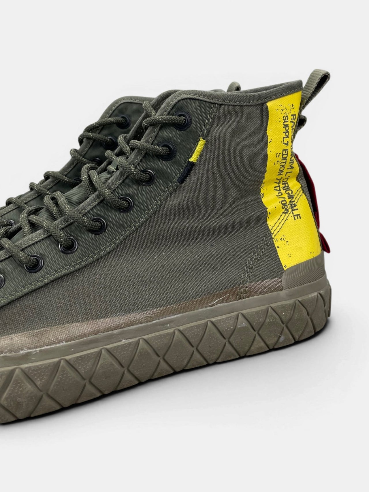 Palladium Palla Ace Supply Mid — buty sportowe męskie w bardzo dobrym stanie rozmiar 44, opcjonalne zdjęcie 1