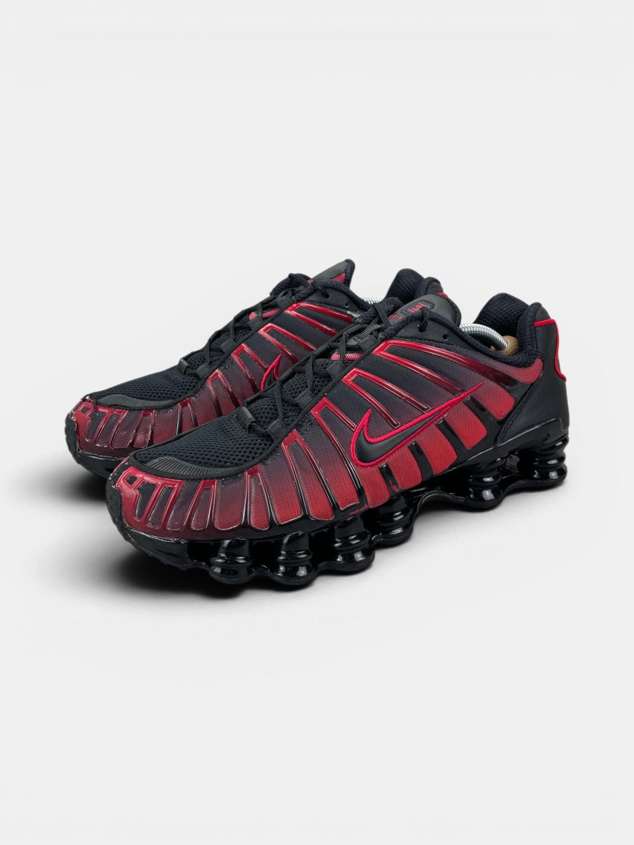 Nike Shox TL — buty sportowe męskie w bardzo dobrym stanie rozmiar 45.5, widok z boku