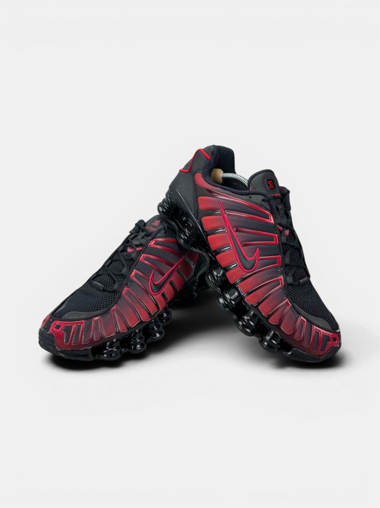 Nike Shox TL — buty sportowe męskie w bardzo dobrym stanie rozmiar 45.5, boczny profil