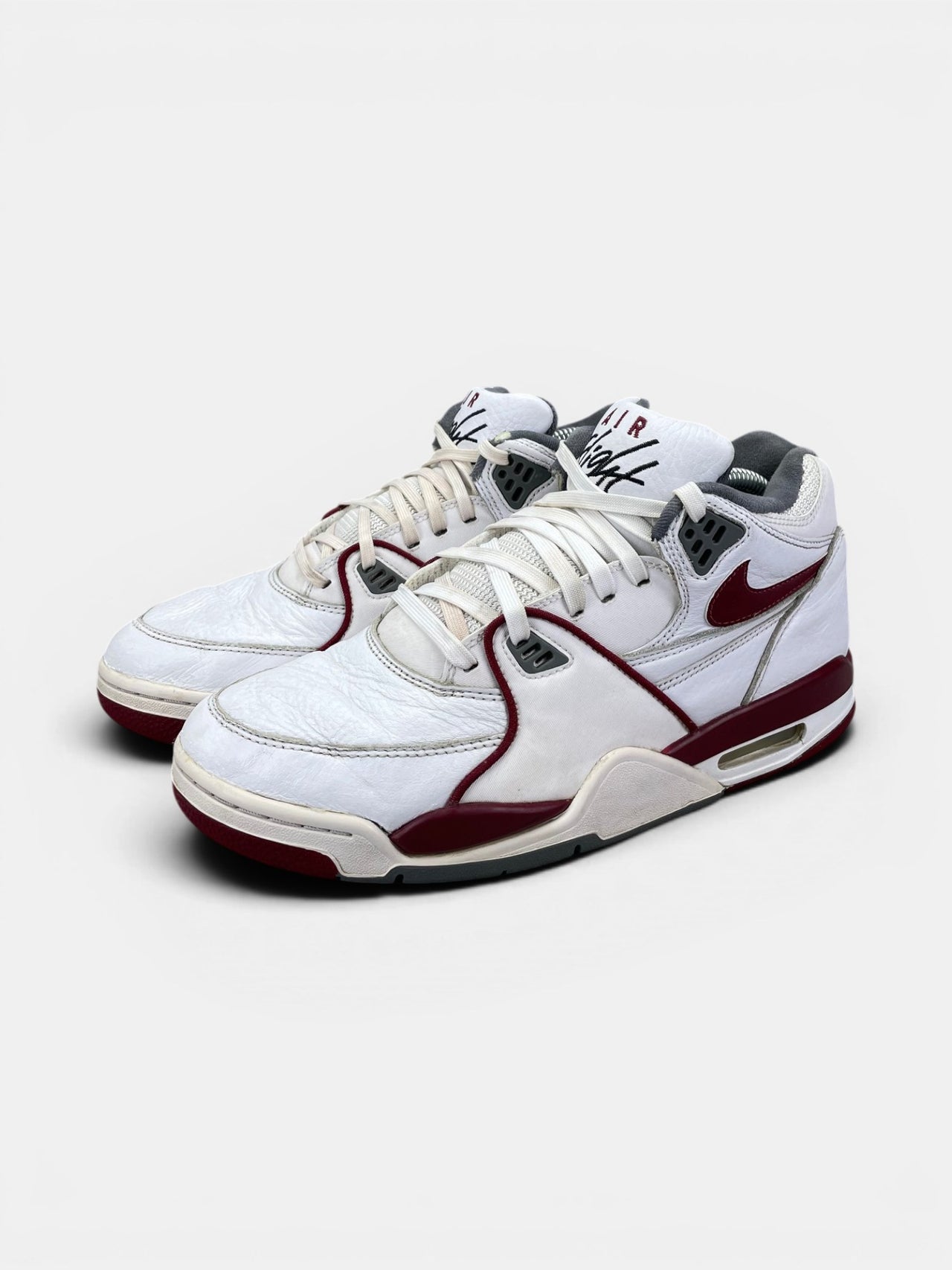 Nike Air Flight 89 Team Red — buty sportowe męskie w bardzo dobrym stanie rozmiar 42, widok z boku