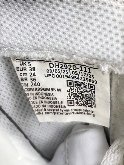 Nike Air Force 1 Low Triple White — buty sportowe damskie w bardzo dobrym stanie rozmiar 38, opcjonalne zdjęcie 2
