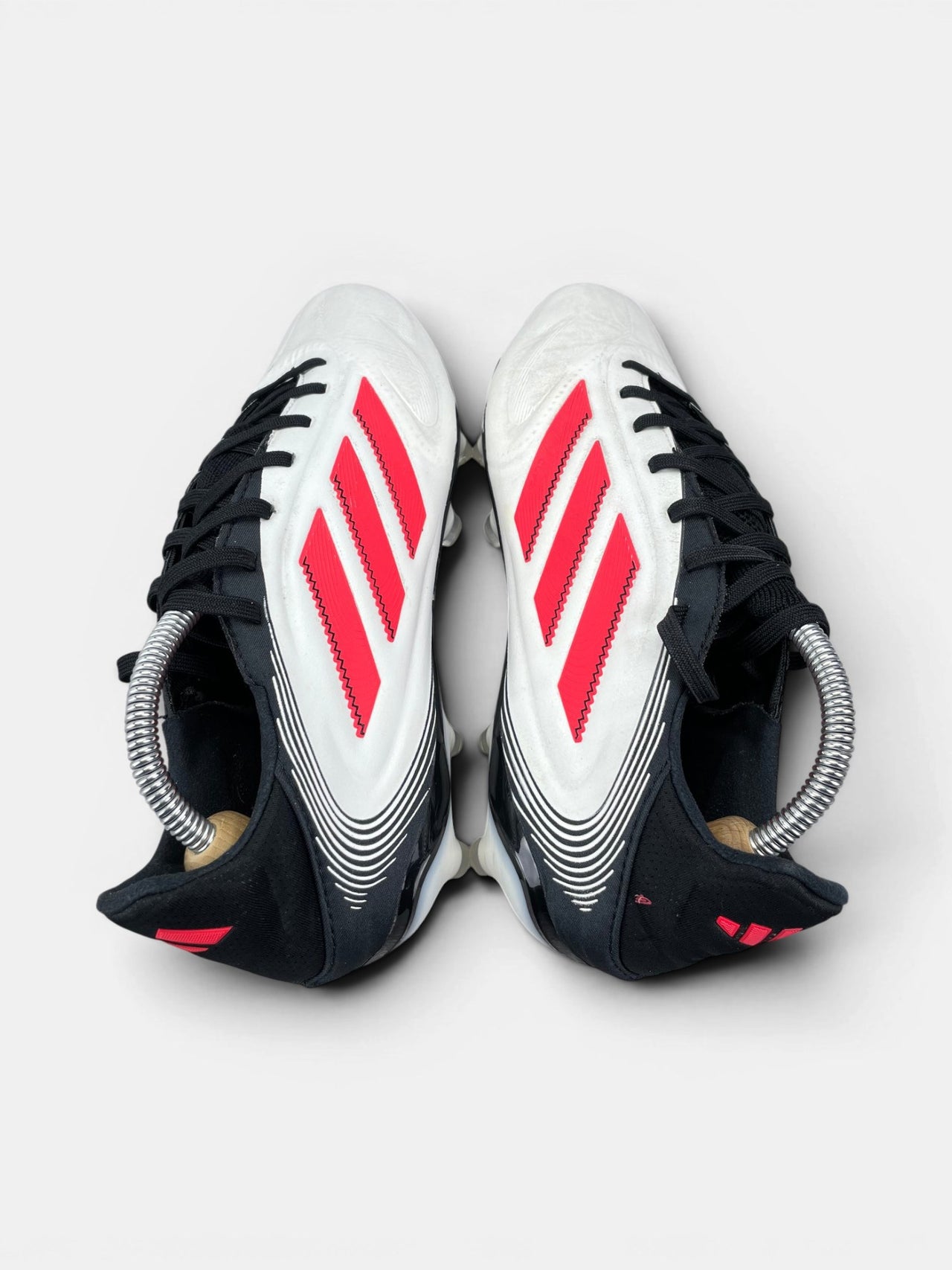 Adidas Copa Pure 3 Pro FG Pure Victory Pack — buty sportowe męskie w bardzo dobrym stanie rozmiar 42 2/3, boczny profil