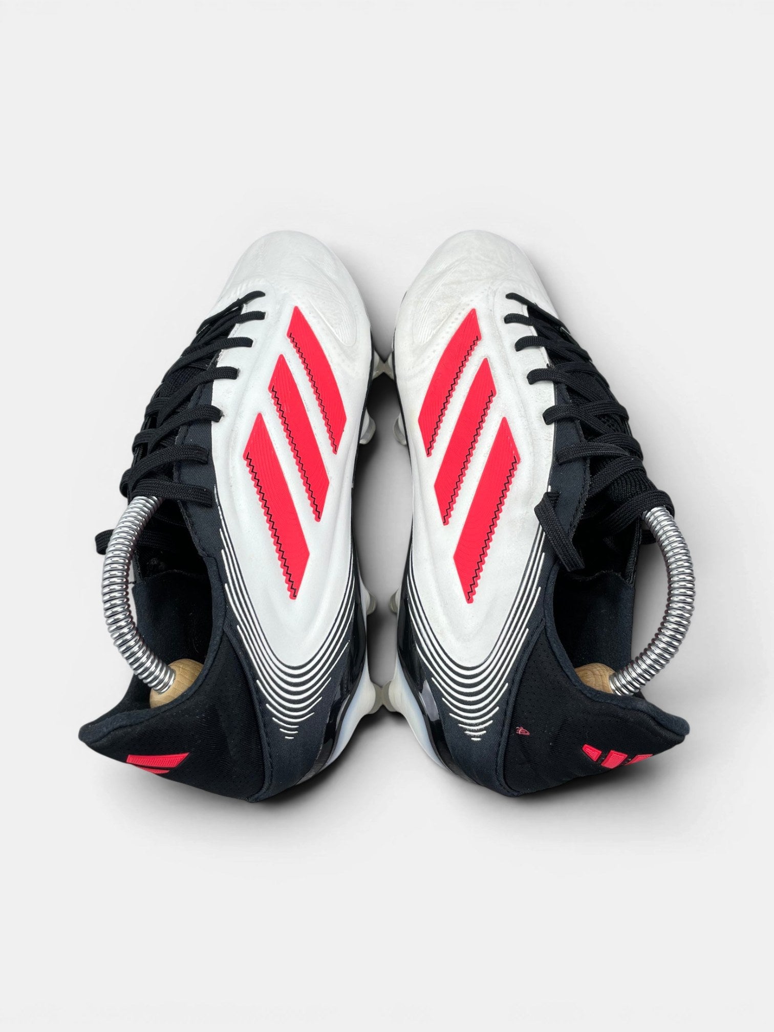 Adidas Copa Pure 3 Pro FG Pure Victory Pack — buty sportowe męskie w bardzo dobrym stanie rozmiar 42 2/3, boczny profil