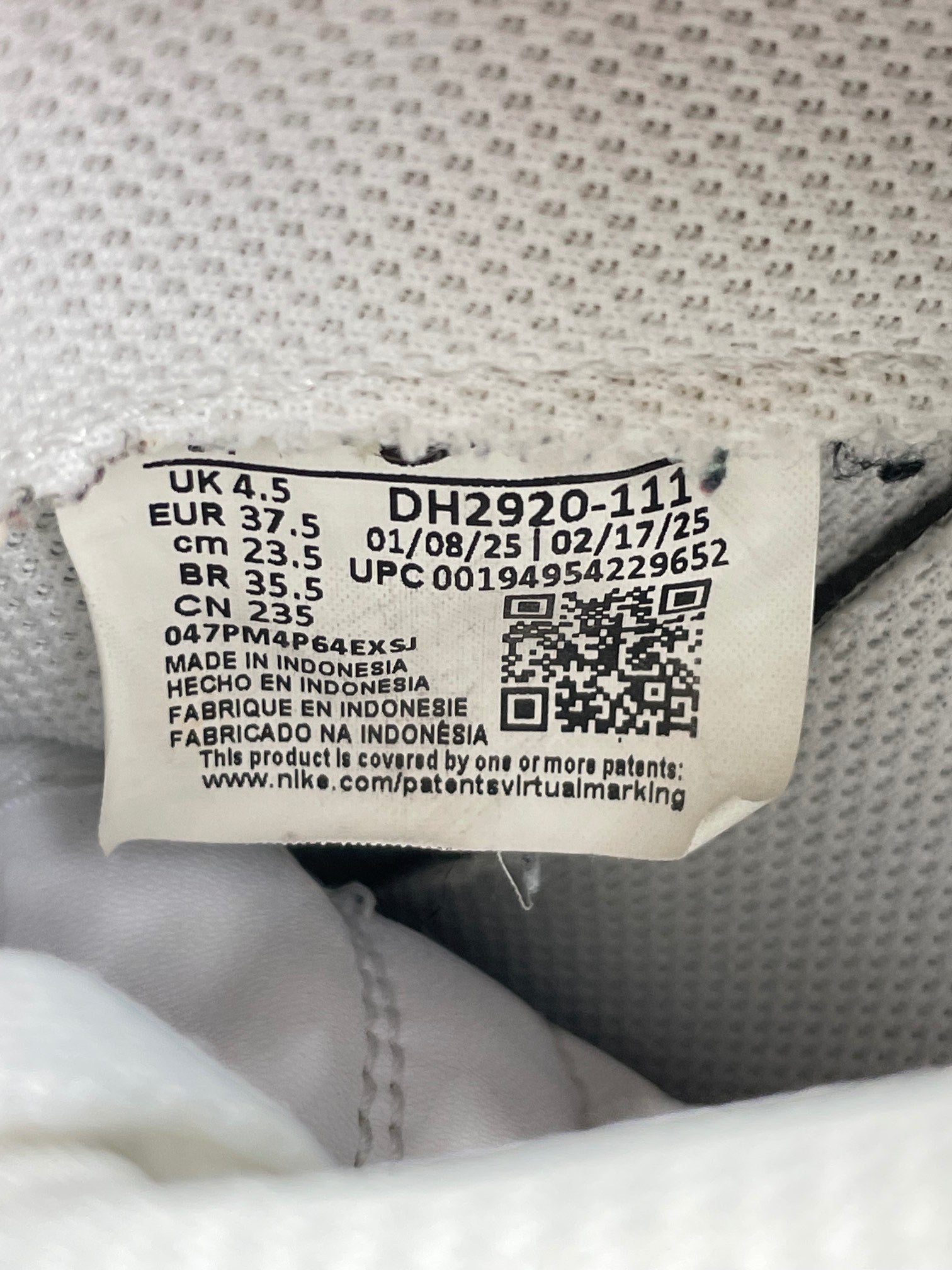 Nike Air Force 1 Low Triple White — buty sportowe damskie w bardzo dobrym stanie rozmiar 37.5, opcjonalne zdjęcie 2