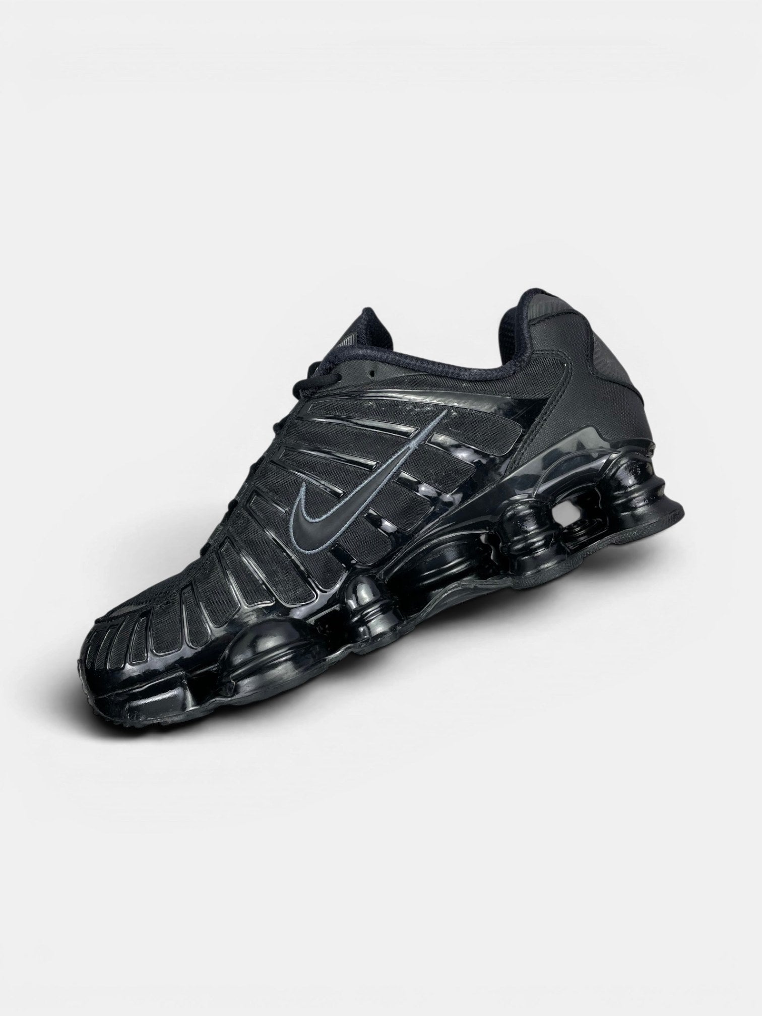 Nike Shox TL Metallic Hematite — buty sportowe męskie w bardzo dobrym stanie rozmiar 45, wewnętrzny panel prawego buta