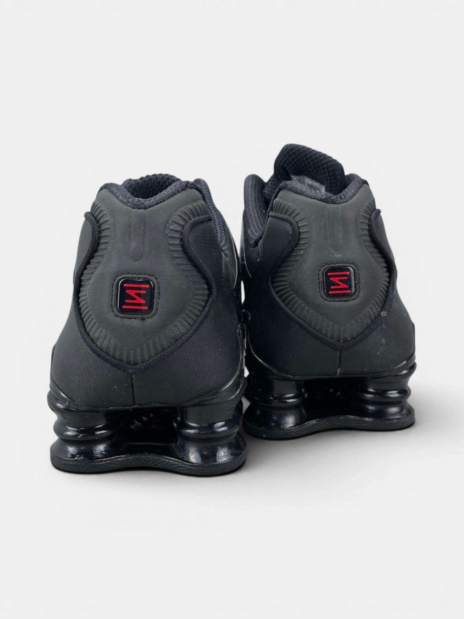 Nike Shox TL Metallic Hematite — buty sportowe męskie w bardzo dobrym stanie rozmiar 45, widok z tyłu
