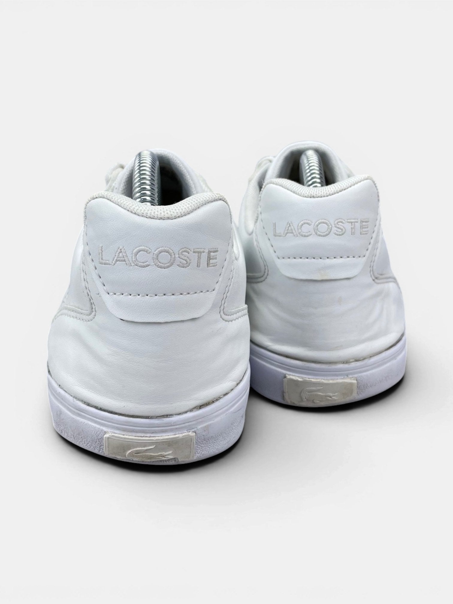 Lacoste Lerond — buty sportowe męskie w bardzo dobrym stanie rozmiar 42, widok z tyłu