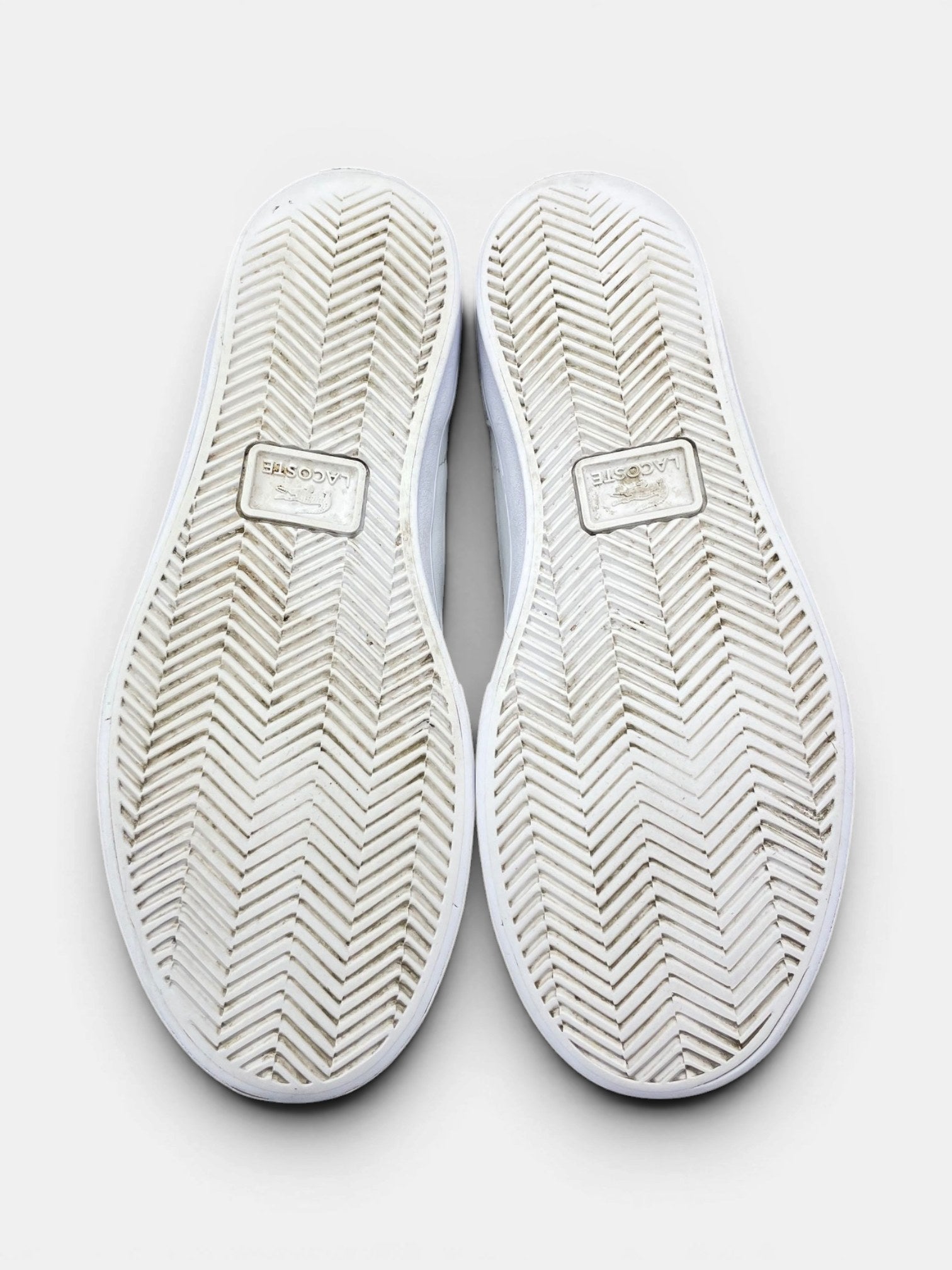 Lacoste Lerond — buty sportowe męskie w bardzo dobrym stanie rozmiar 42, podeszwa