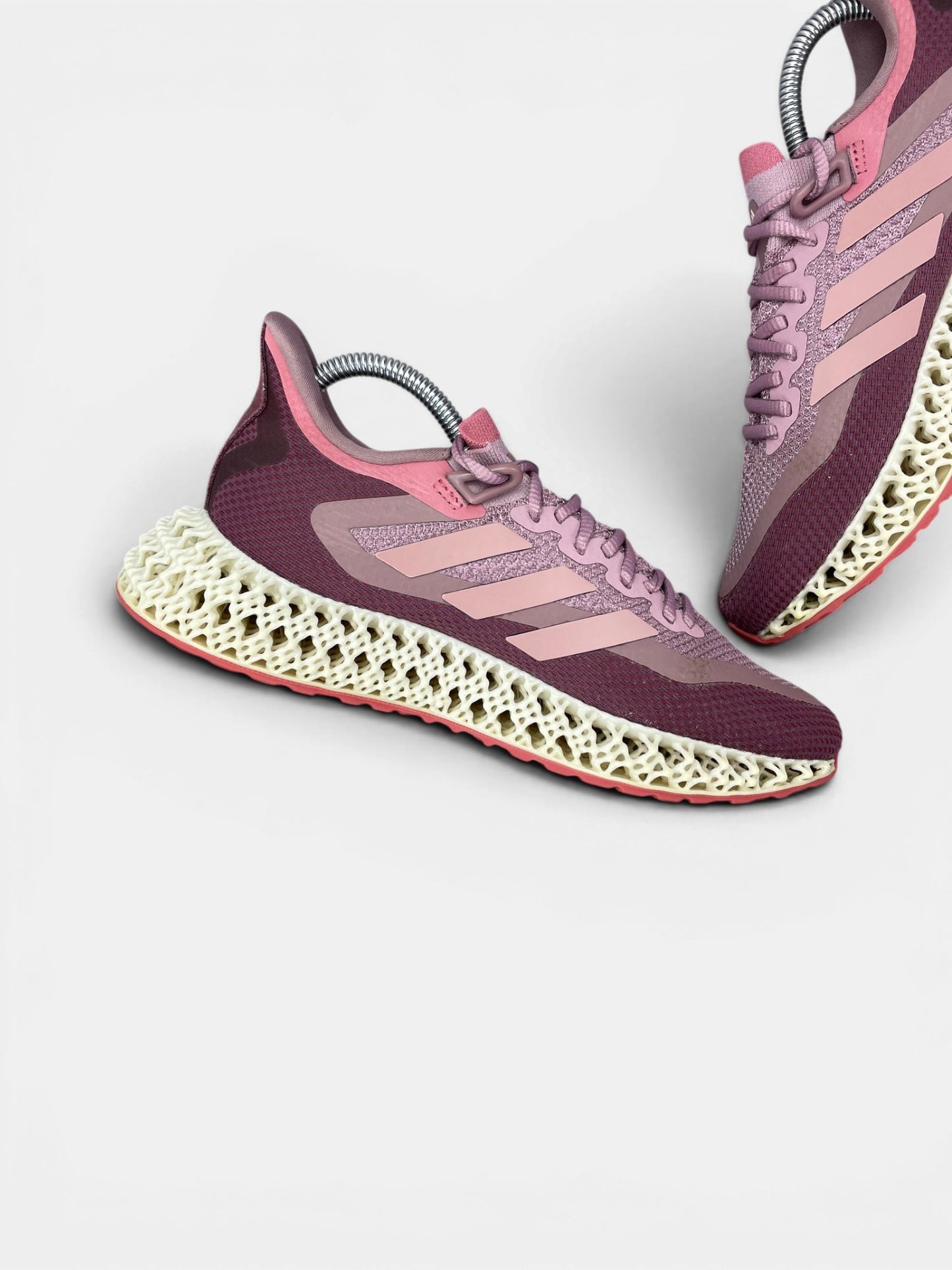 Adidas 4DFWD 2 Magic Mauve — buty sportowe damskie w bardzo dobrym stanie rozmiar 39 1/3, wewnętrzny panel lewego buta