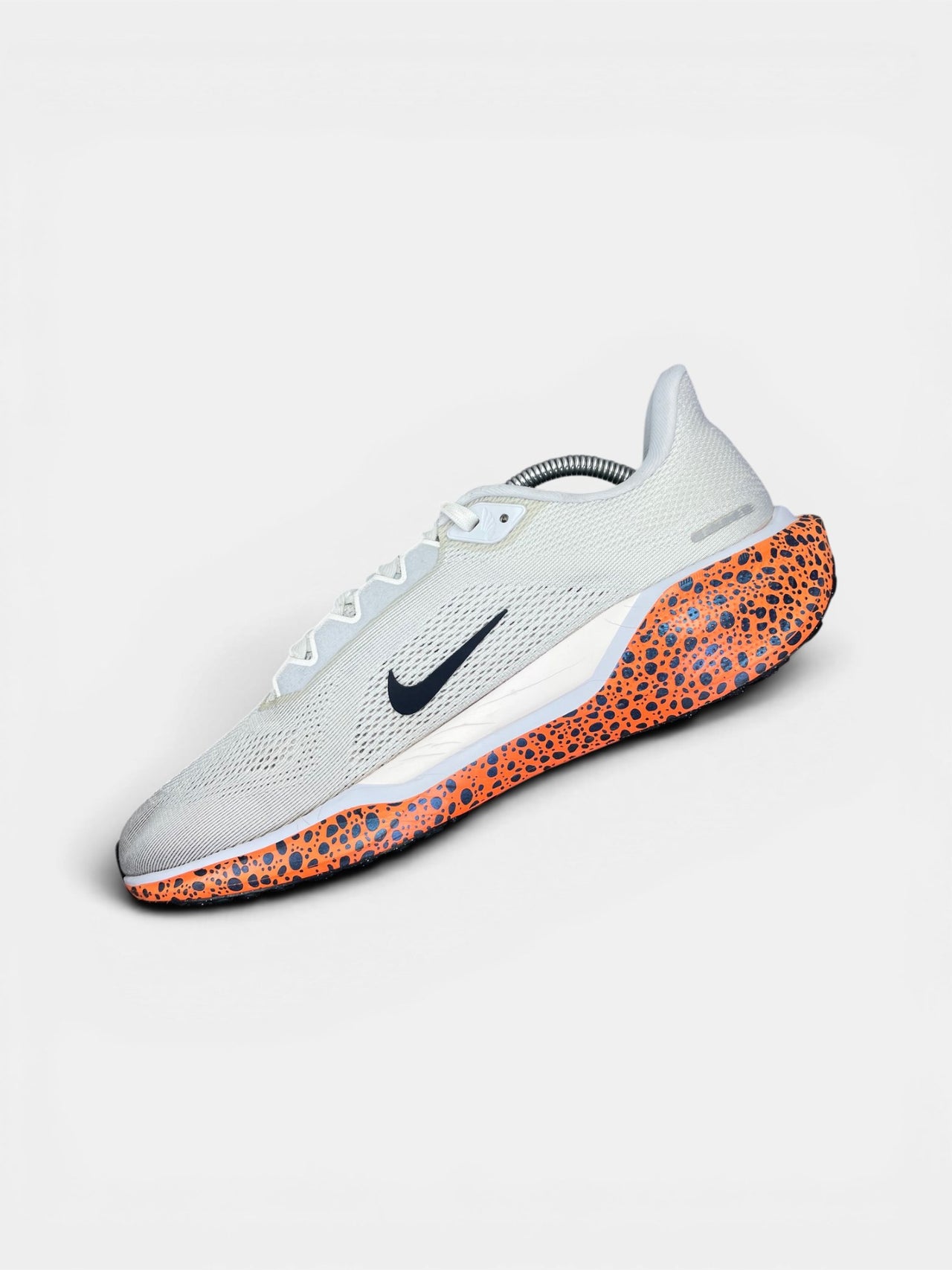 Nike InfinityRN 4 Electric Pack — buty sportowe męskie w bardzo dobrym stanie rozmiar 44, wewnętrzny panel prawego buta