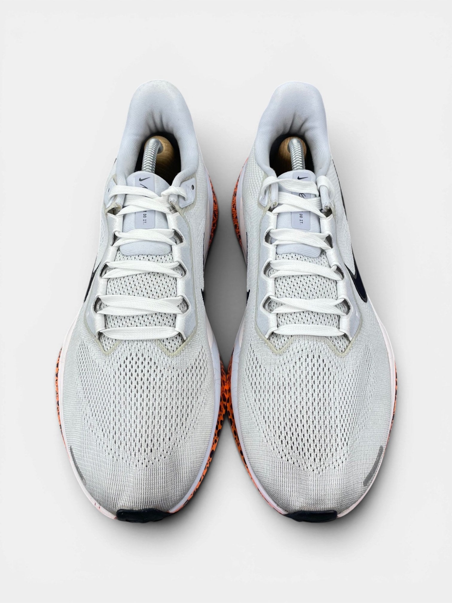 Nike InfinityRN 4 Electric Pack — buty sportowe męskie w bardzo dobrym stanie rozmiar 44, widok z góry