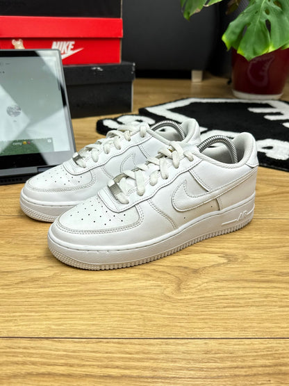Nike Air Force 1 Low (38.5)