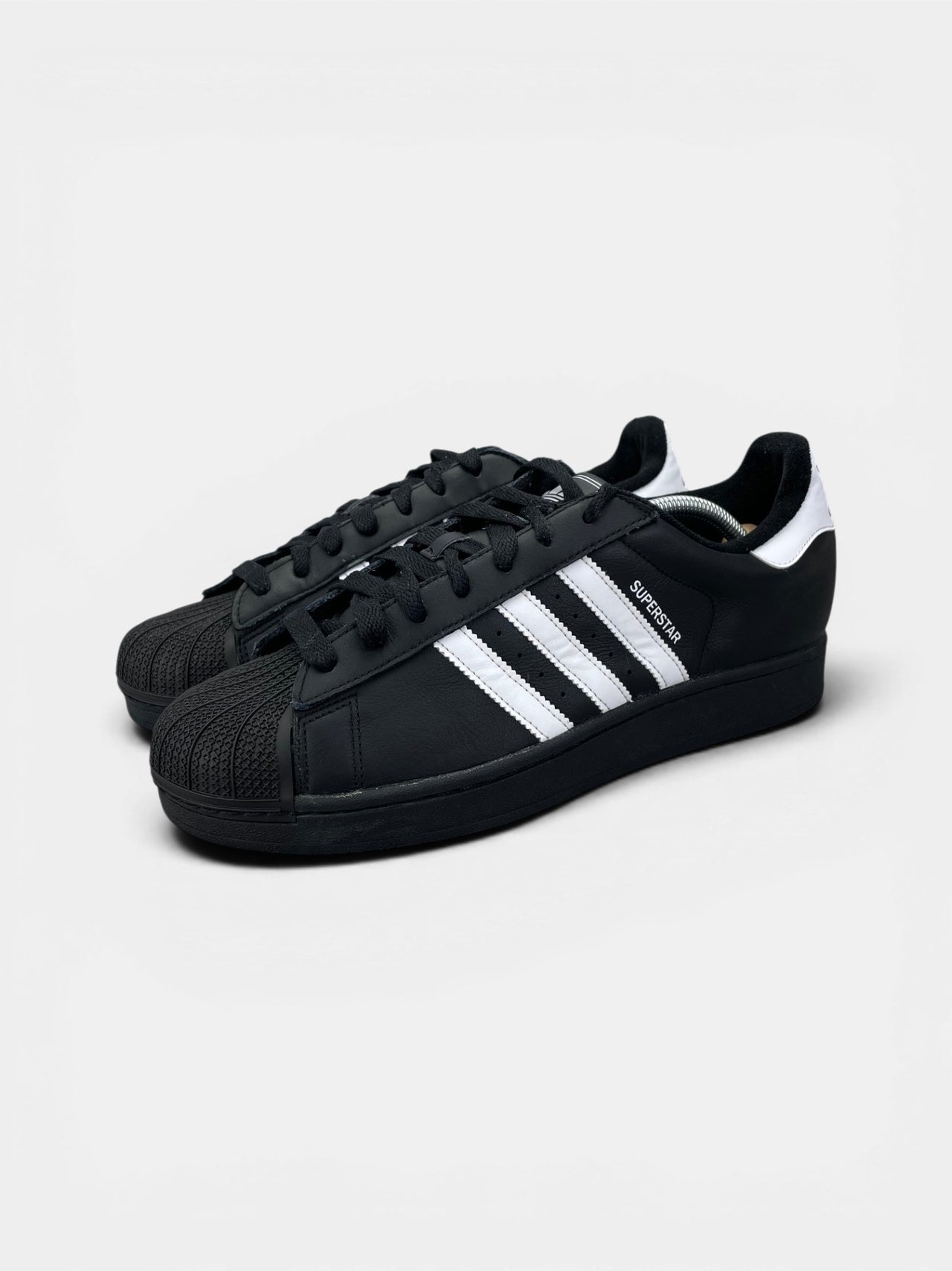Adidas Superstar II Black White — buty sportowe męskie w bardzo dobrym stanie rozmiar 45 1/3, widok z boku