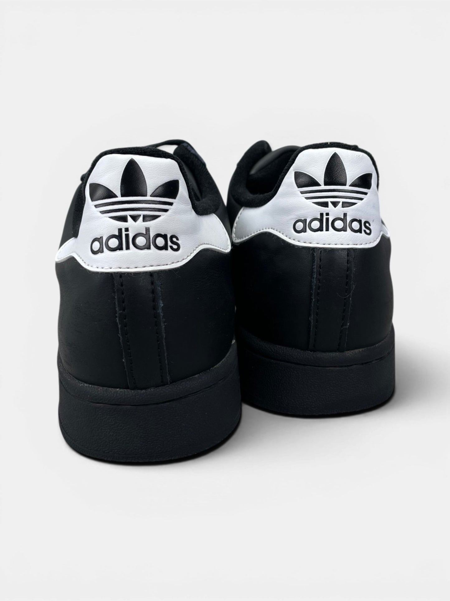 Adidas Superstar II Black White — buty sportowe męskie w bardzo dobrym stanie rozmiar 45 1/3, widok z tyłu