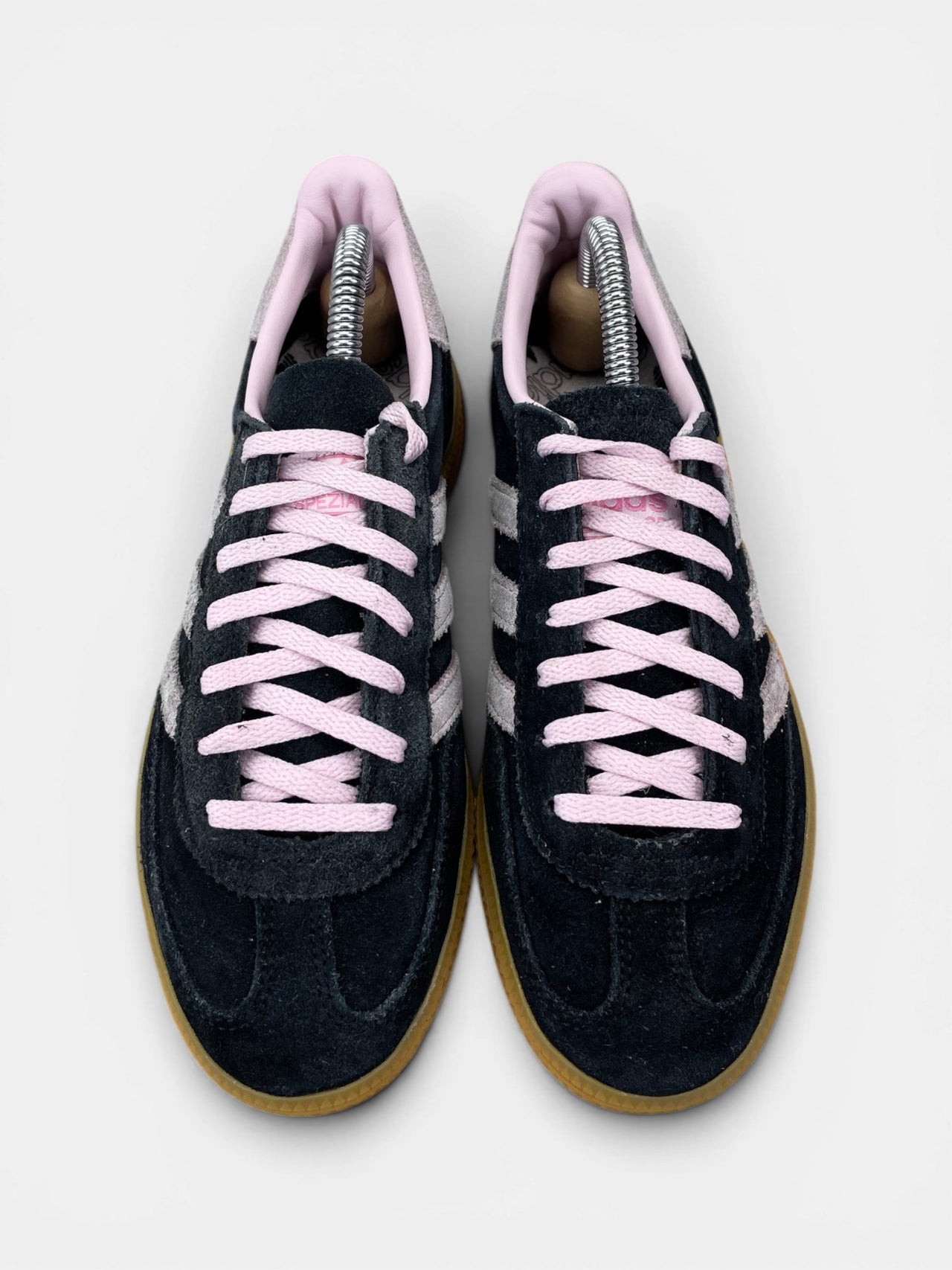 Adidas Spezial Black Pink — buty sportowe damskie w bardzo dobrym stanie rozmiar 36 2/3, widok z góry
