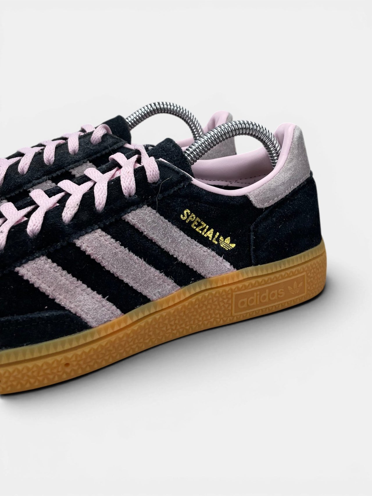 Adidas Spezial Black Pink — buty sportowe damskie w bardzo dobrym stanie rozmiar 36 2/3, opcjonalne zdjęcie 1