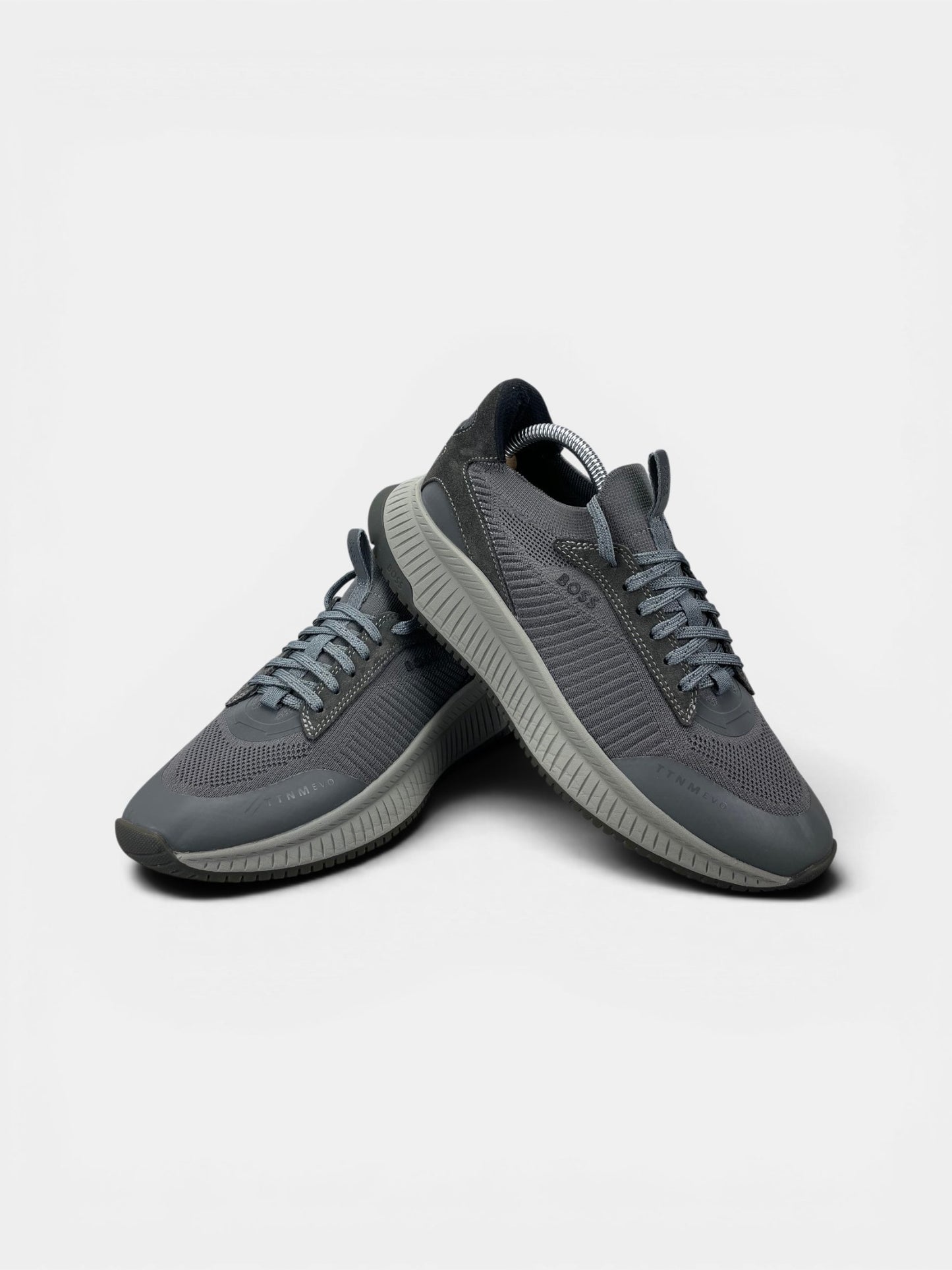 Hugo Boss Boss Sneakers — buty sportowe męskie w bardzo dobrym stanie rozmiar 40, boczny profil