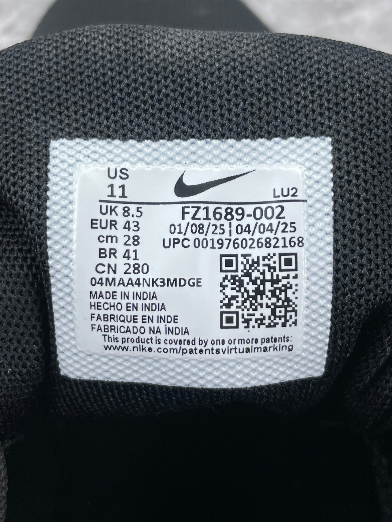 Nike Bella 7 Black Anthracite — buty sportowe męskie w bardzo dobrym stanie rozmiar 43, opcjonalne zdjęcie 2