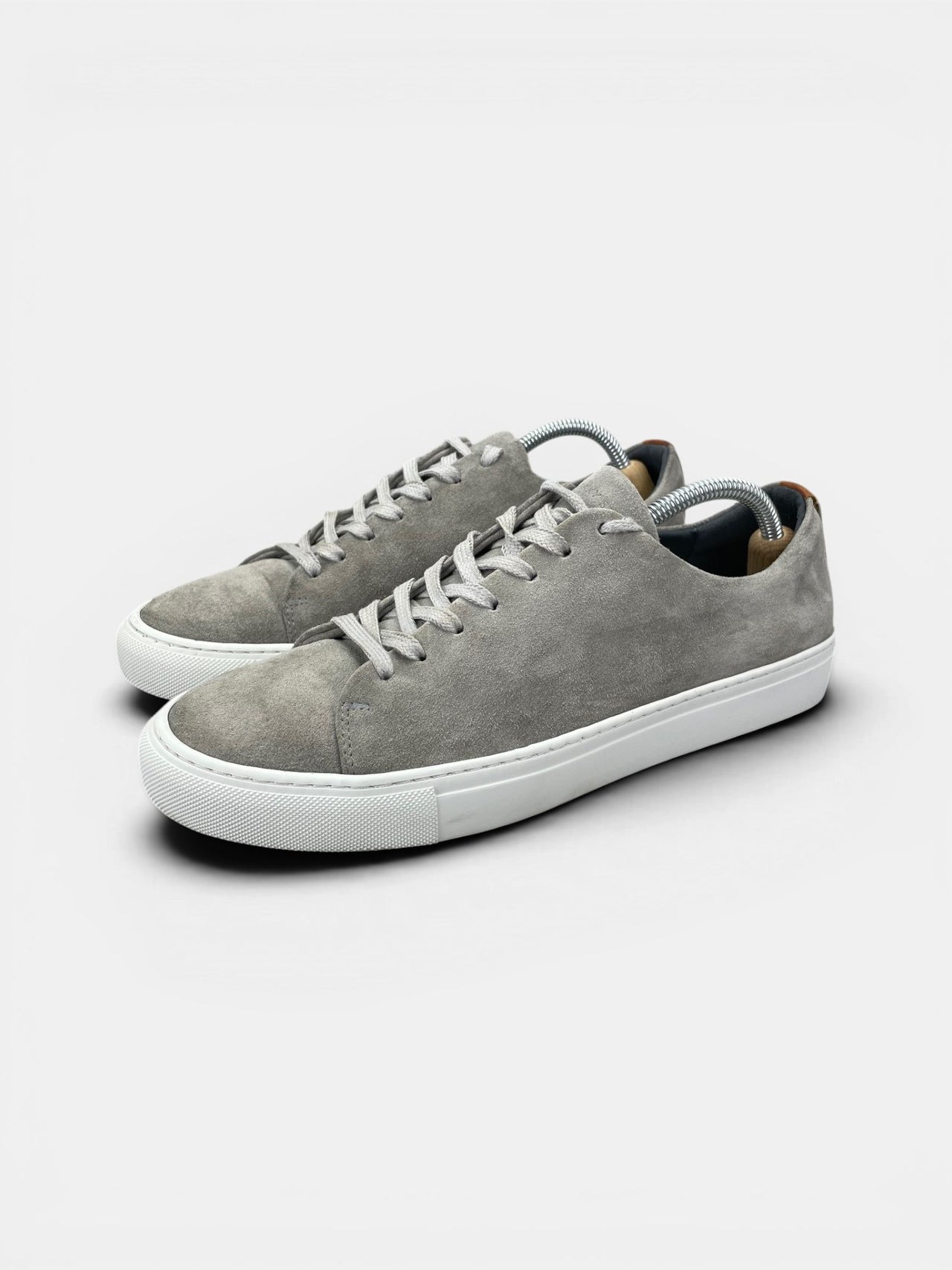 Sneaky Steve Sneakers — buty sportowe męskie w bardzo dobrym stanie rozmiar 42, widok z boku