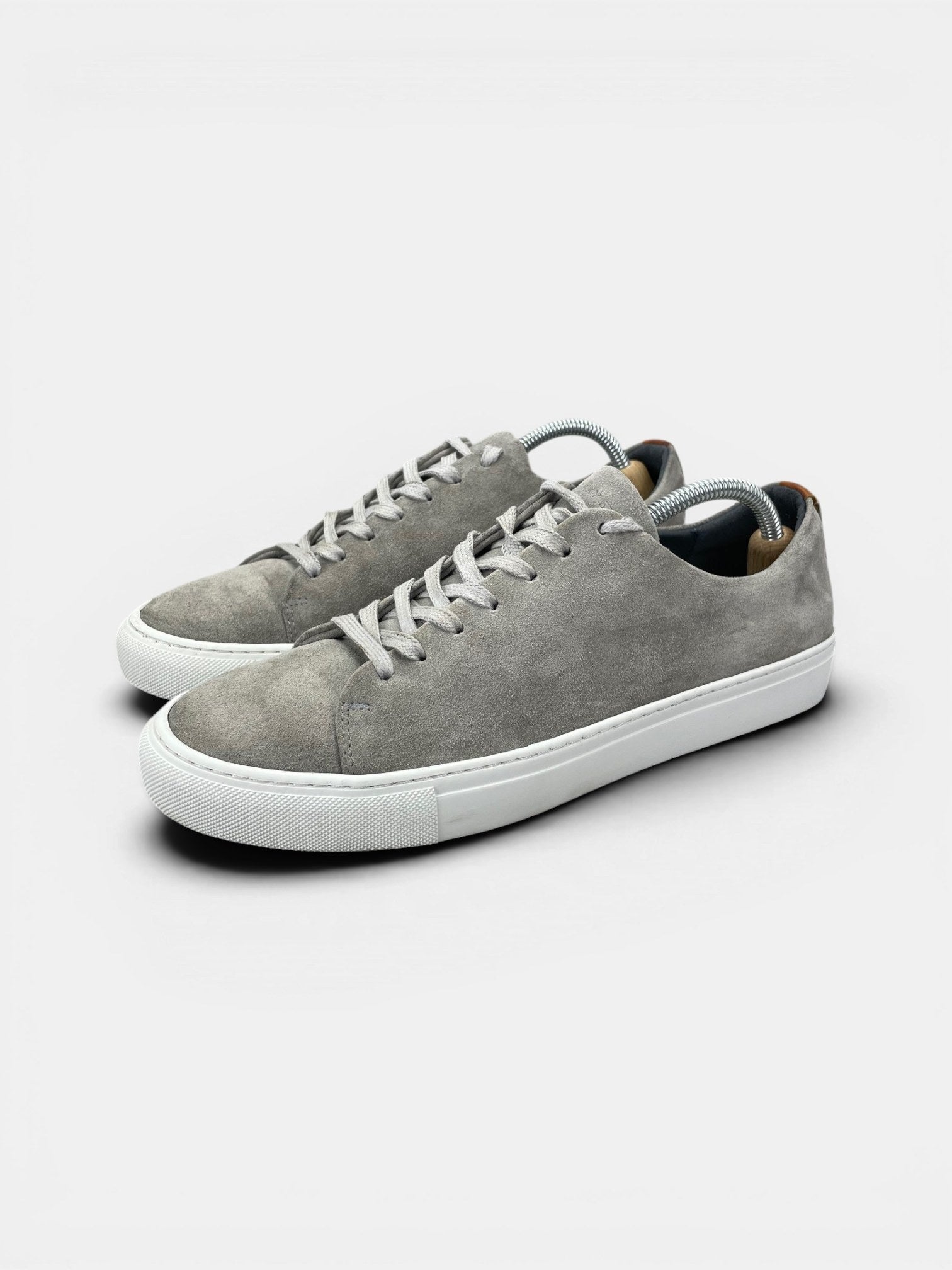 Sneaky Steve Sneakers — buty sportowe męskie w bardzo dobrym stanie rozmiar 42, widok z boku