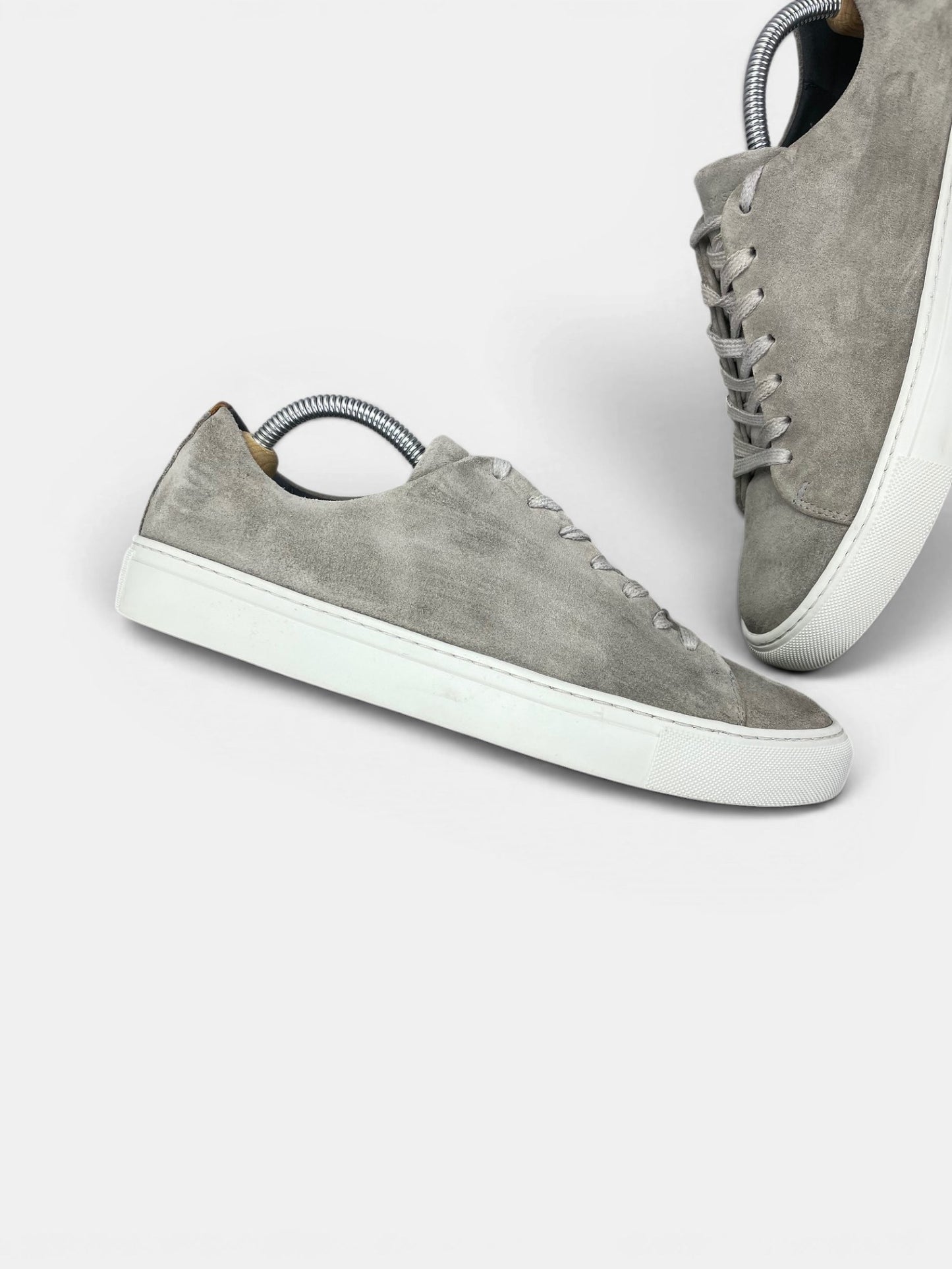 Sneaky Steve Sneakers — buty sportowe męskie w bardzo dobrym stanie rozmiar 42, zewnętrzny panel lewego buta