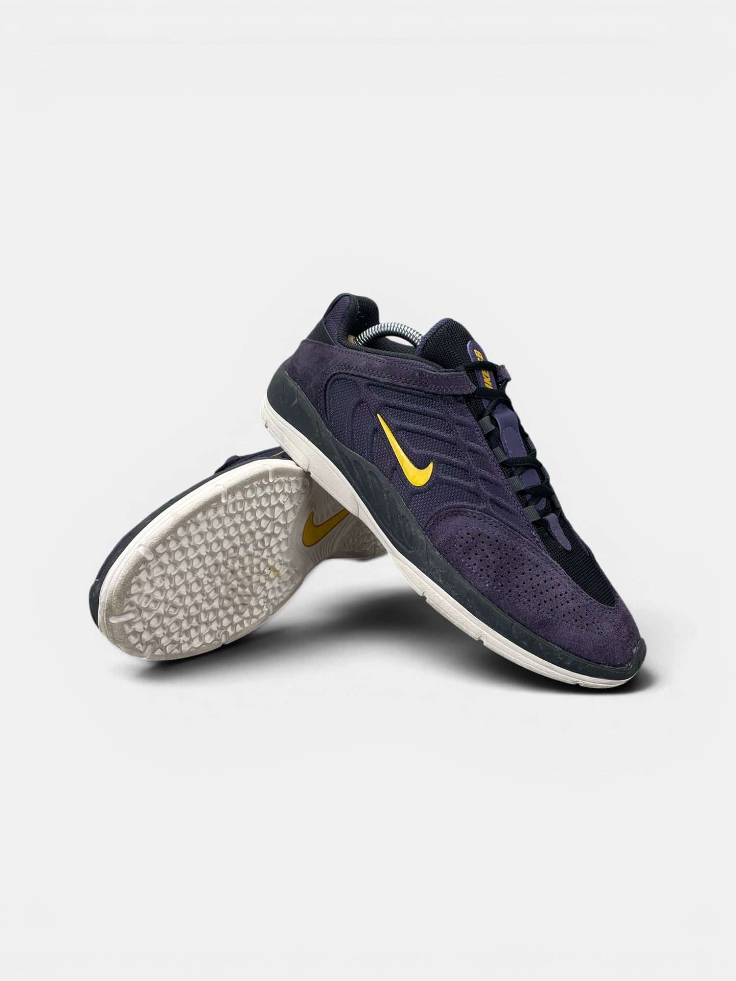 Nike SB Vertebrae Purple — buty sportowe męskie w bardzo dobrym stanie rozmiar 42.5, boczny profil