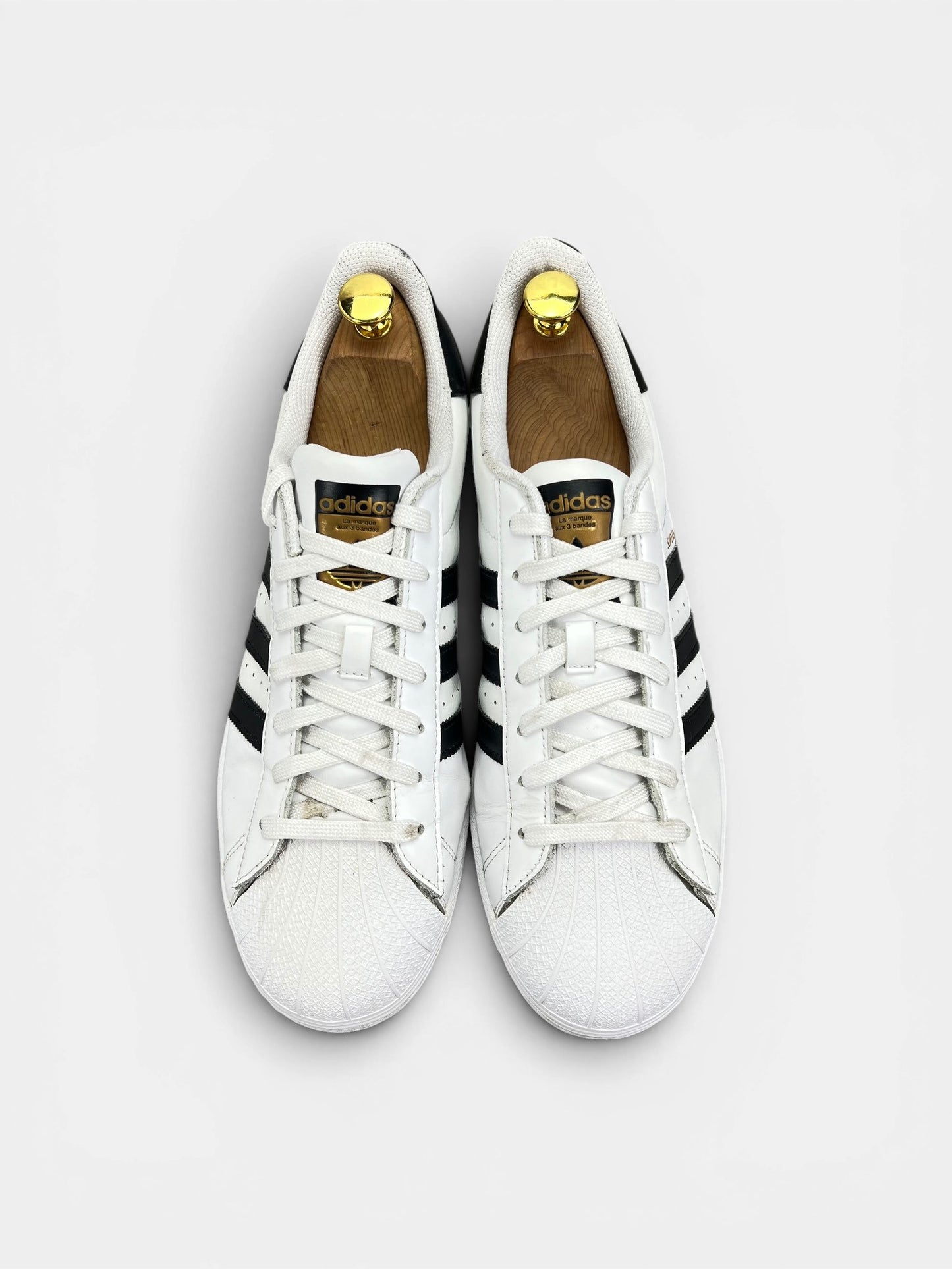 Adidas Superstar White/Black — buty sportowe męskie w bardzo dobrym stanie rozmiar 44 2/3, widok z góry