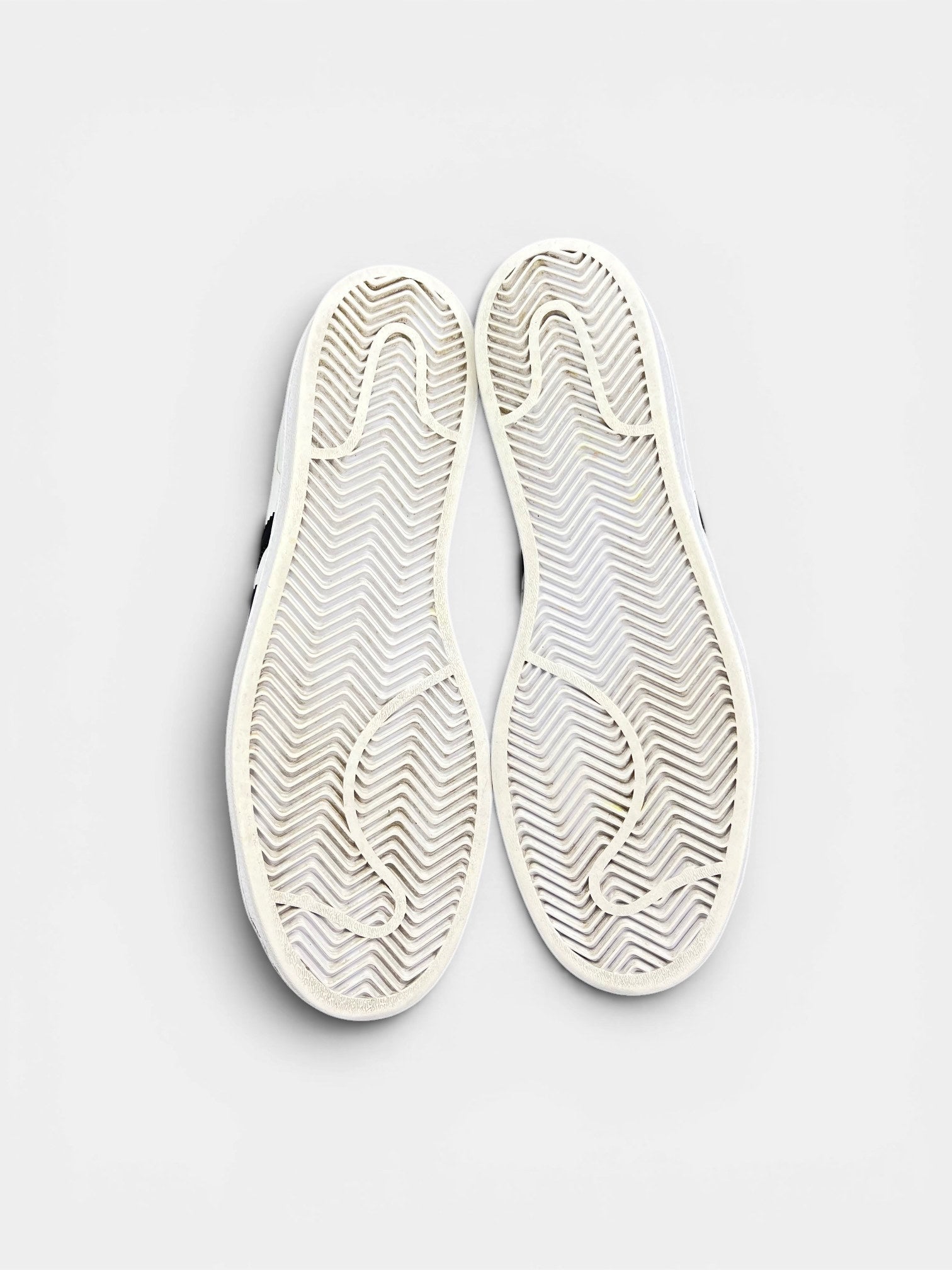 Adidas Superstar White/Black — buty sportowe męskie w bardzo dobrym stanie rozmiar 44 2/3, podeszwa