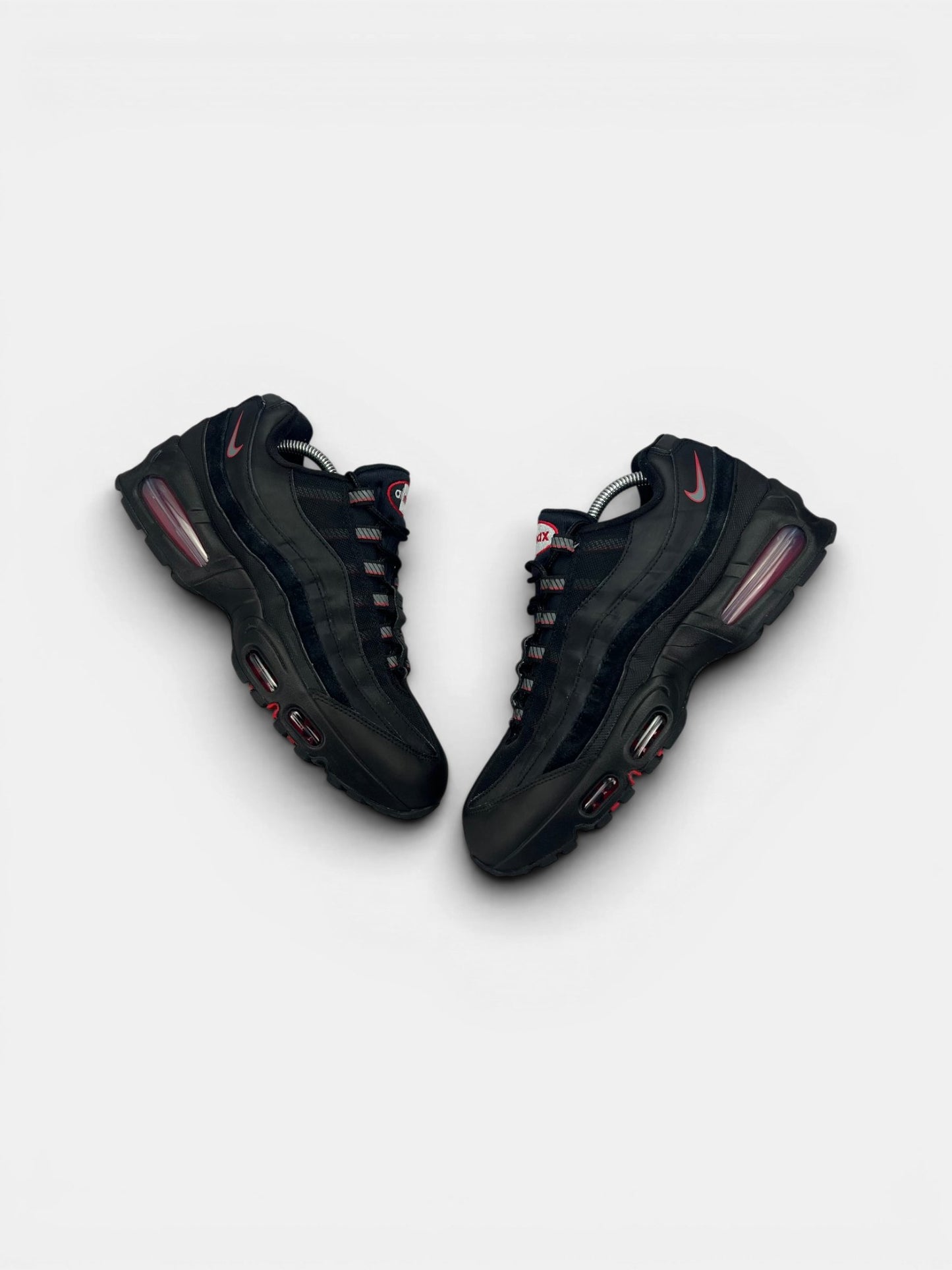 Nike Air Max 95 Racing Pack — buty sportowe męskie w dobrym stanie rozmiar 44, widok z góry na zewnętrzną stronę butów